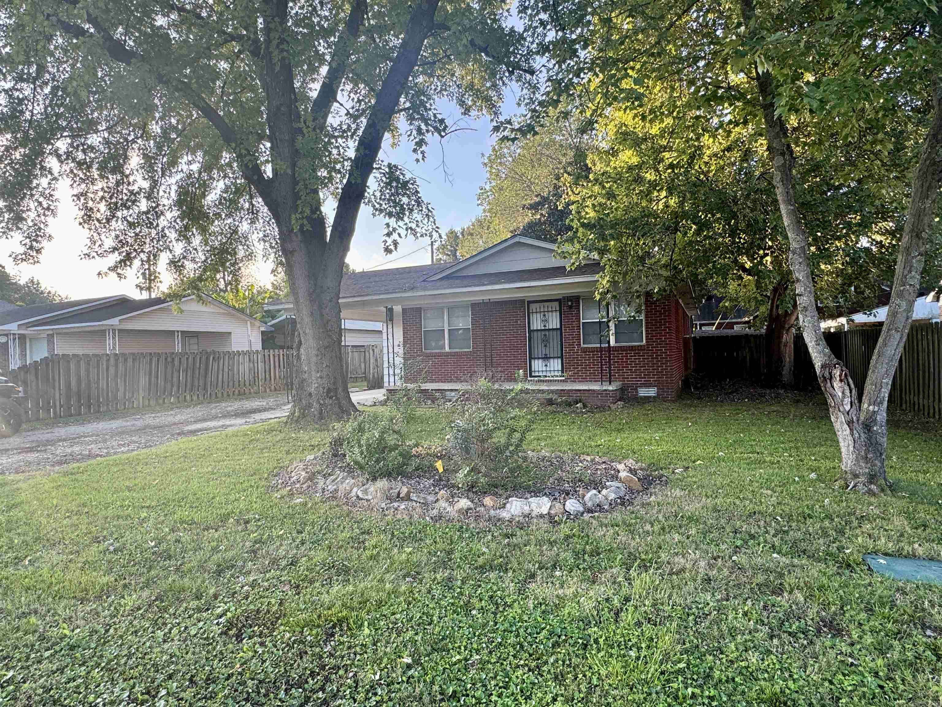 1103 Garland  Corning, AR