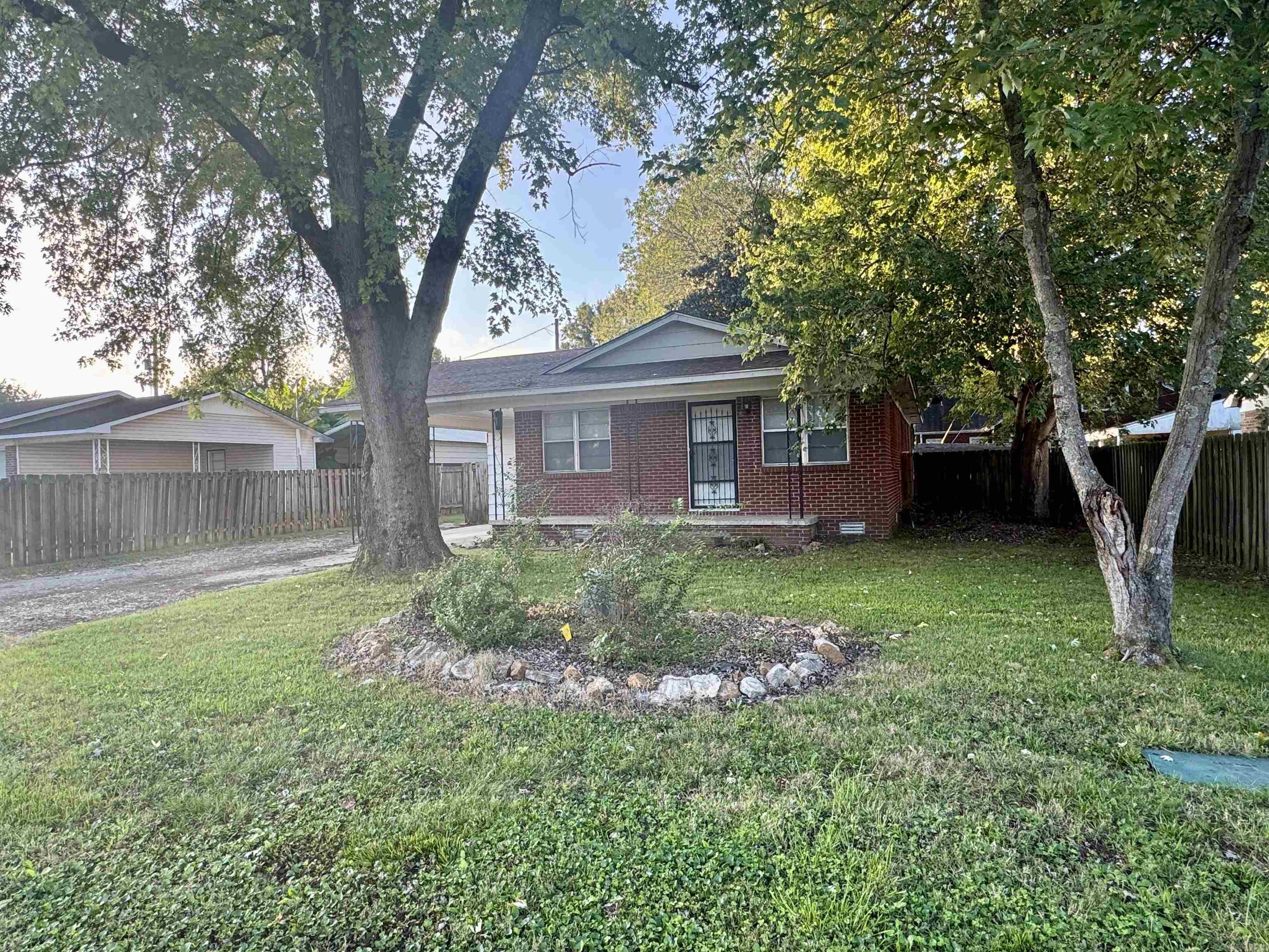 1103 Garland  Corning, AR