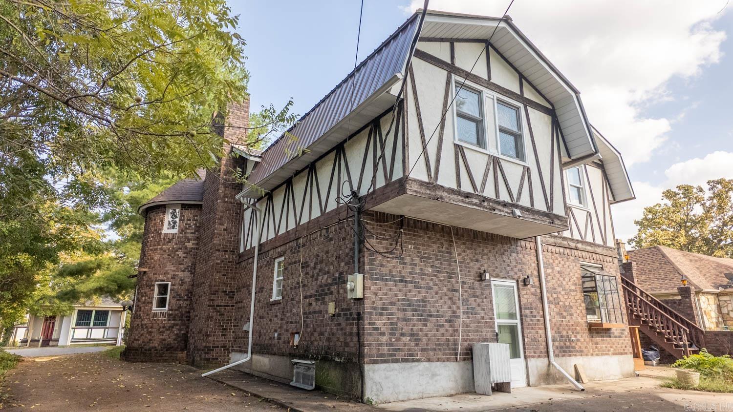 310 S 6th Street  Thayer, MO