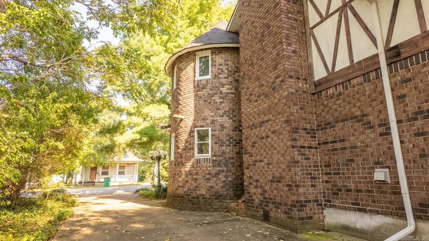 310 S 6th Street  Thayer, MO