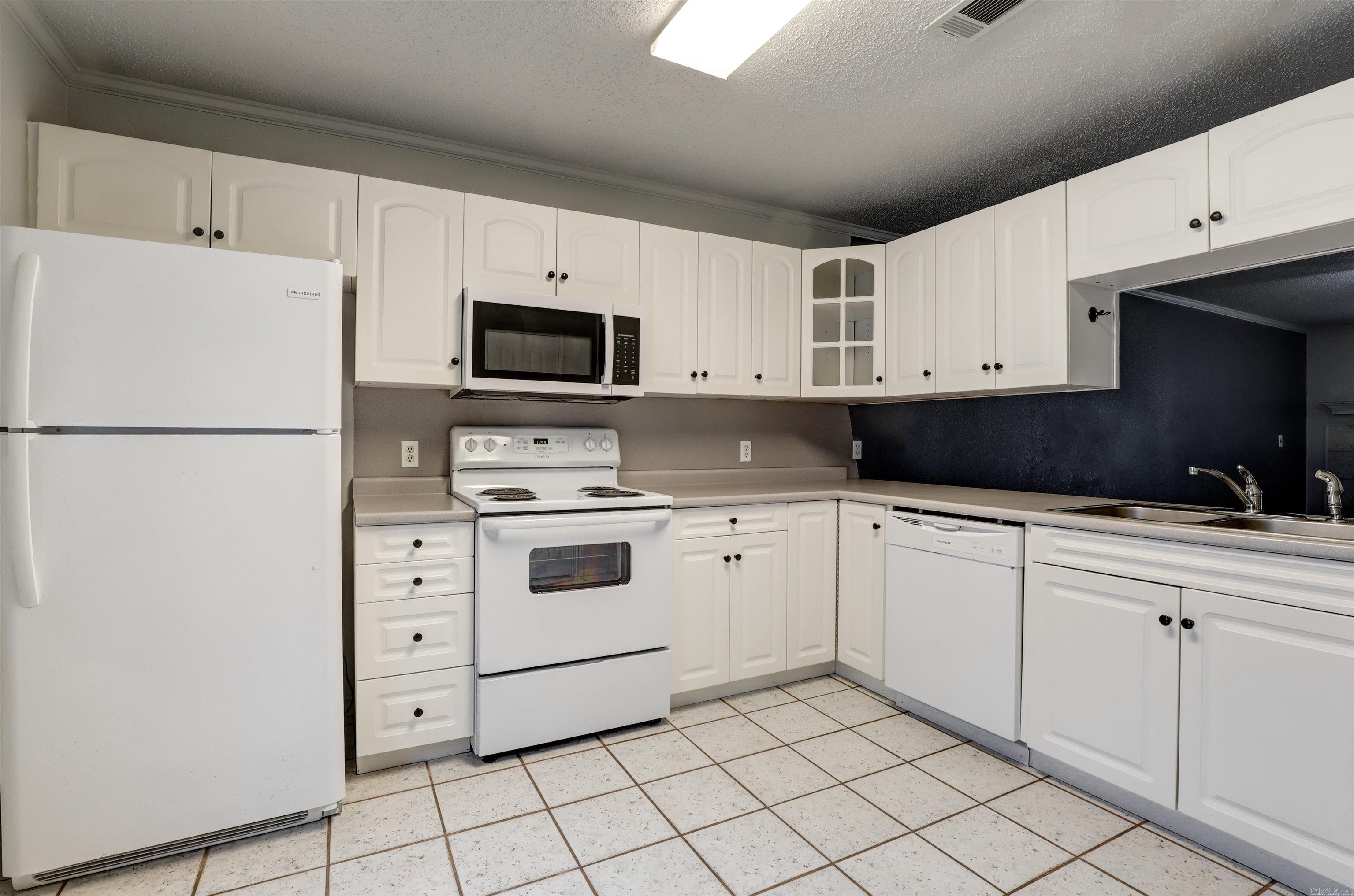6131 Summerhill Place  Texarkana, TX