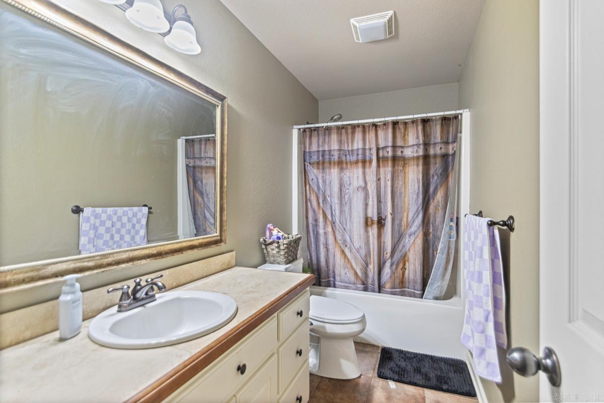 19 Bryson  Ward, AR