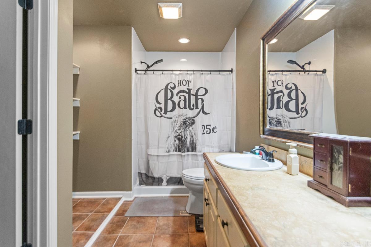 19 Bryson  Ward, AR