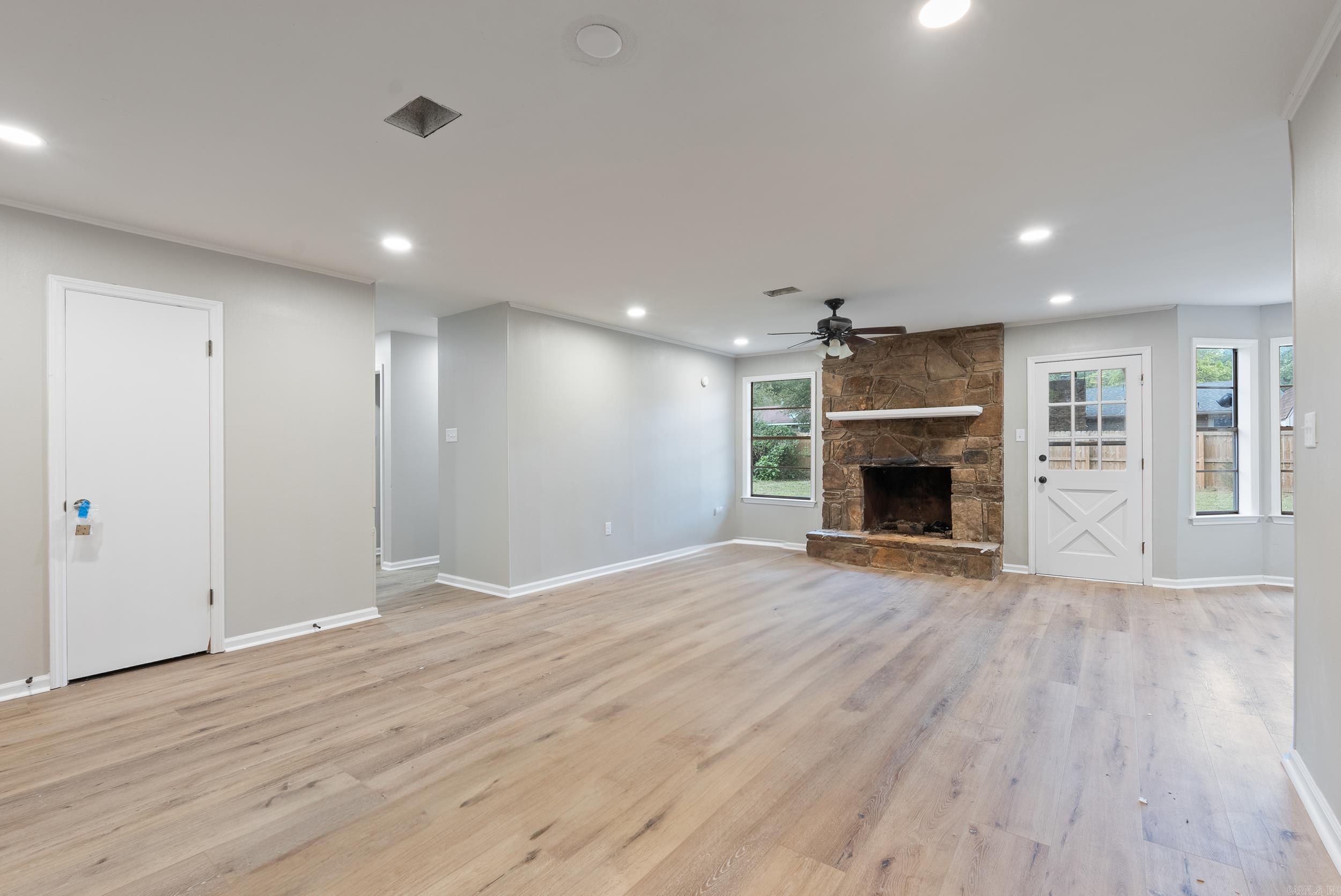 22 Woodlawn  Conway, AR