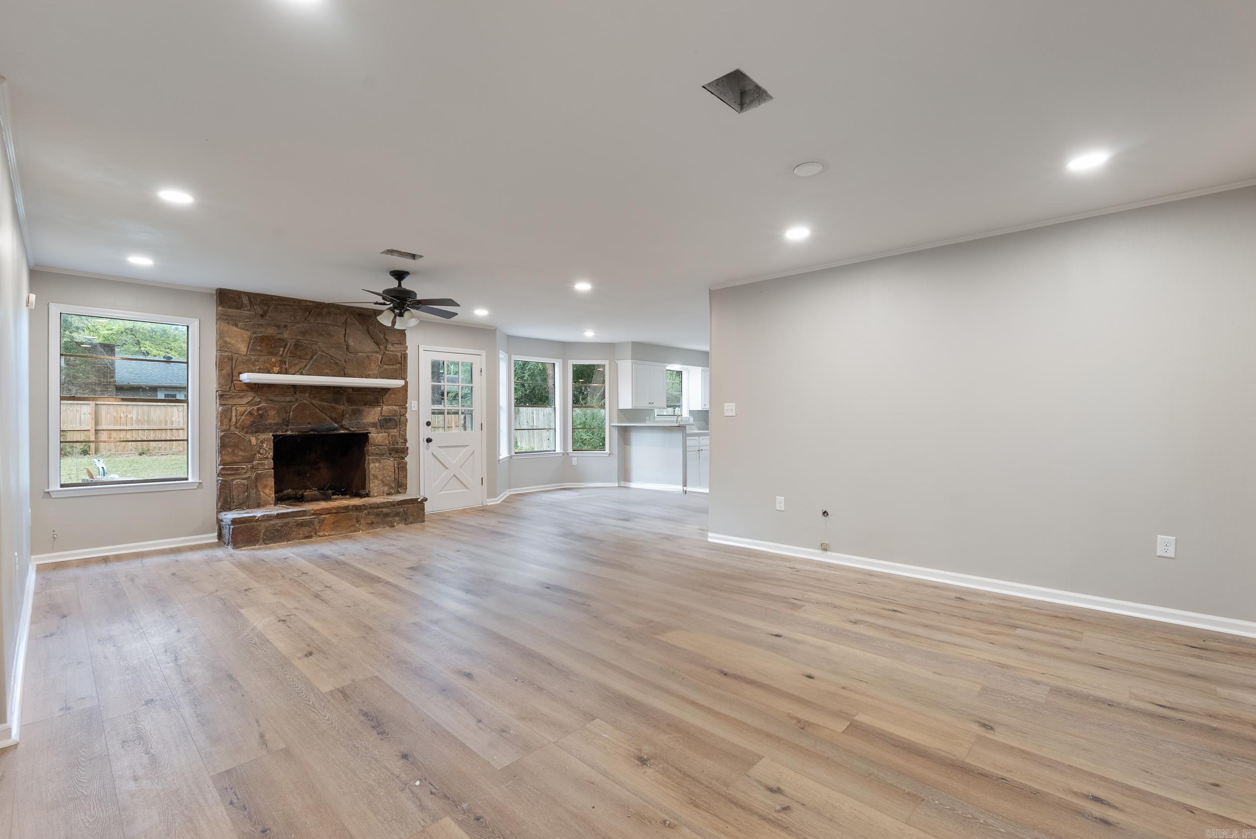 22 Woodlawn  Conway, AR