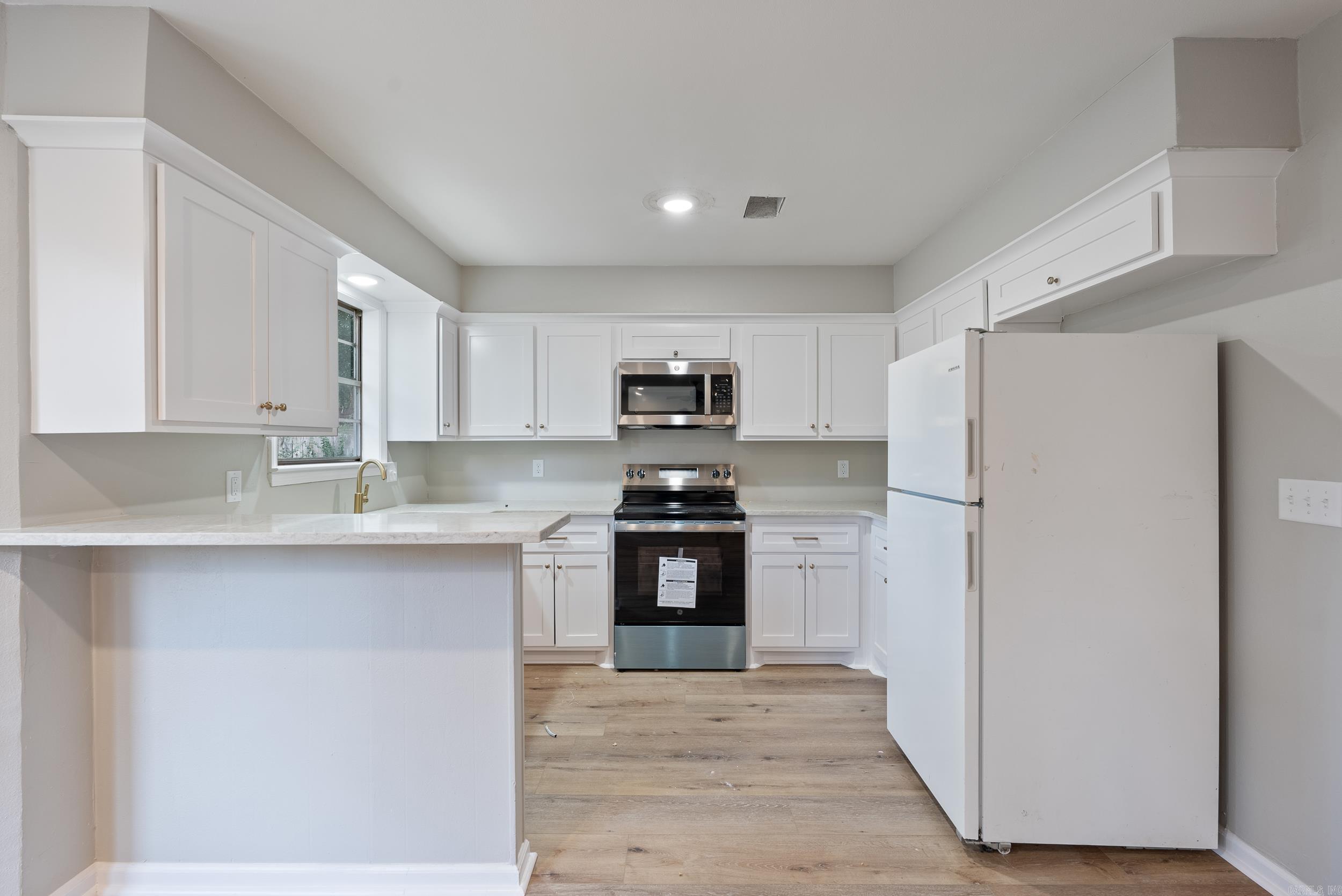 22 Woodlawn  Conway, AR