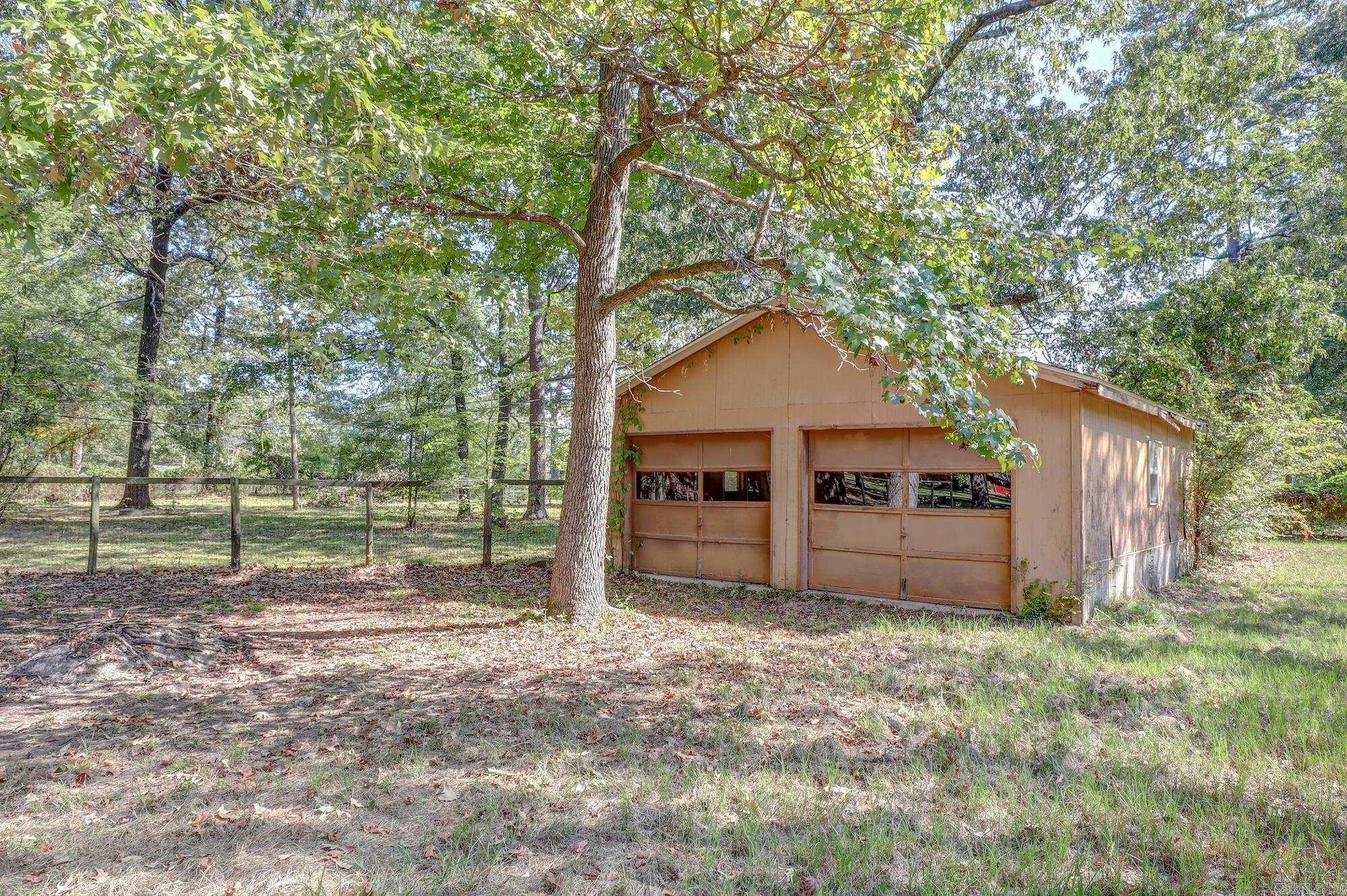 8 Shadow Drive  Texarkana, TX