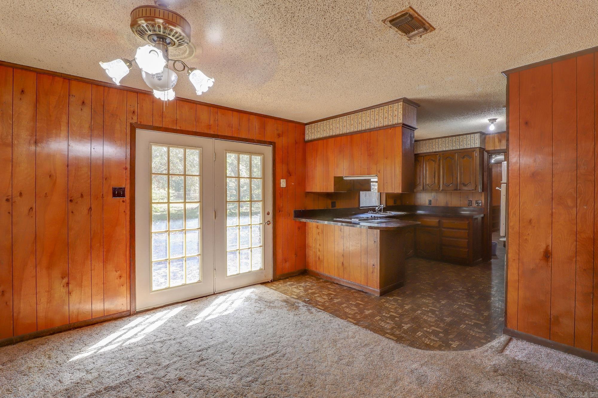 8 Shadow Drive  Texarkana, TX