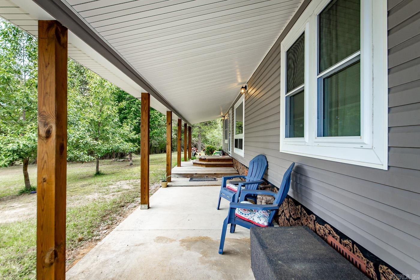 1052 Highway 8 E  Norman, AR