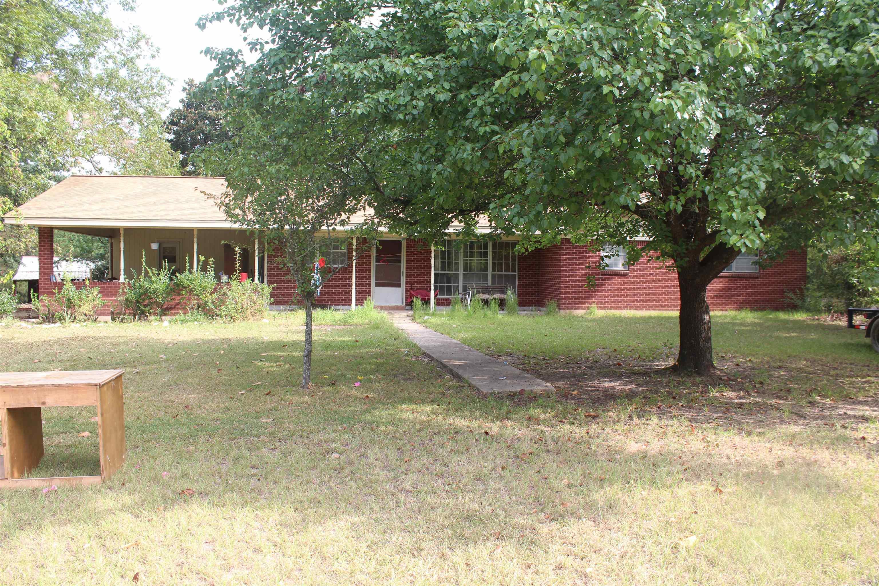 3296 hwy 278 E  Hope, AR