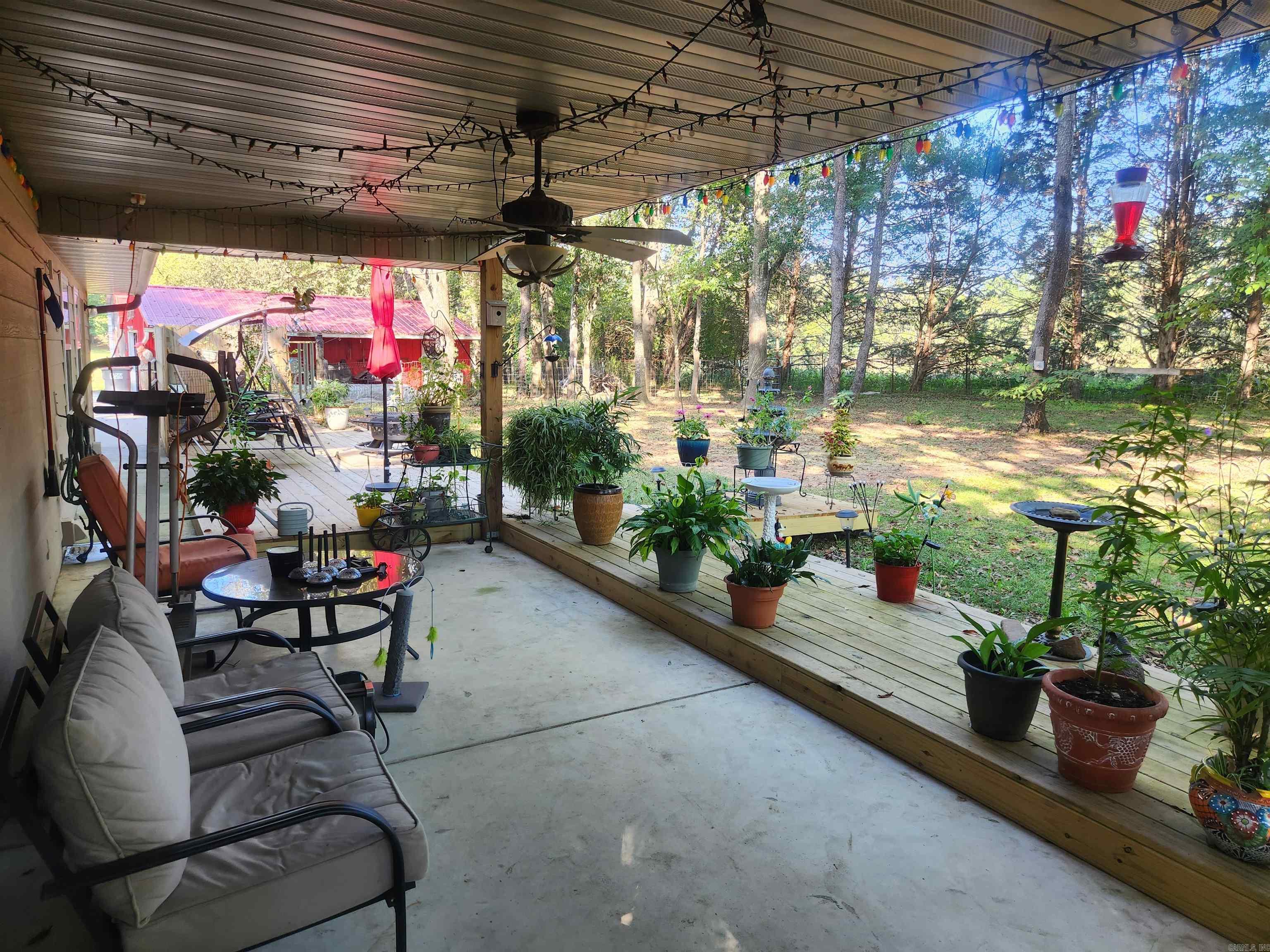 110 E Walker  Ozark, AR