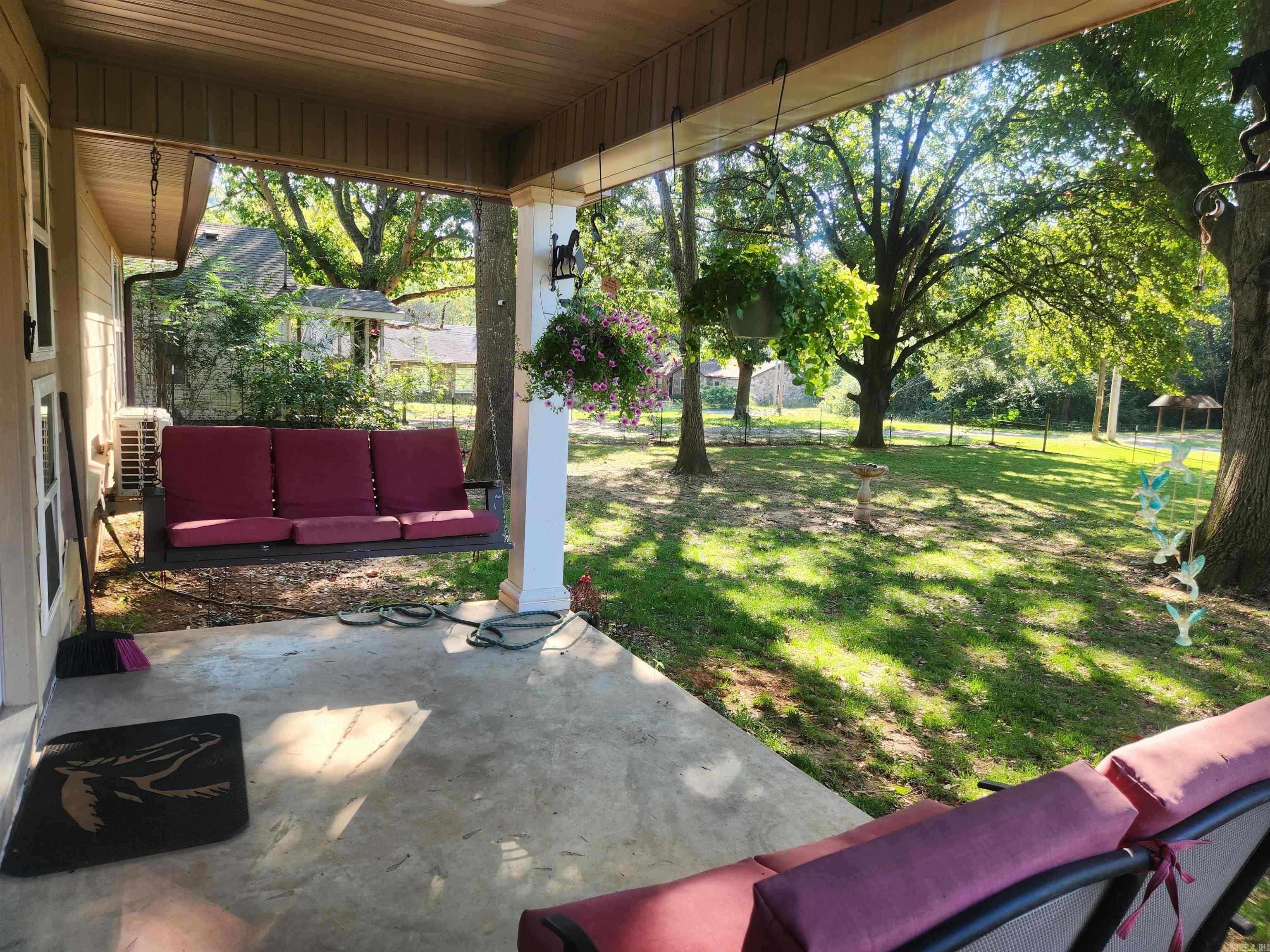 110 E Walker  Ozark, AR