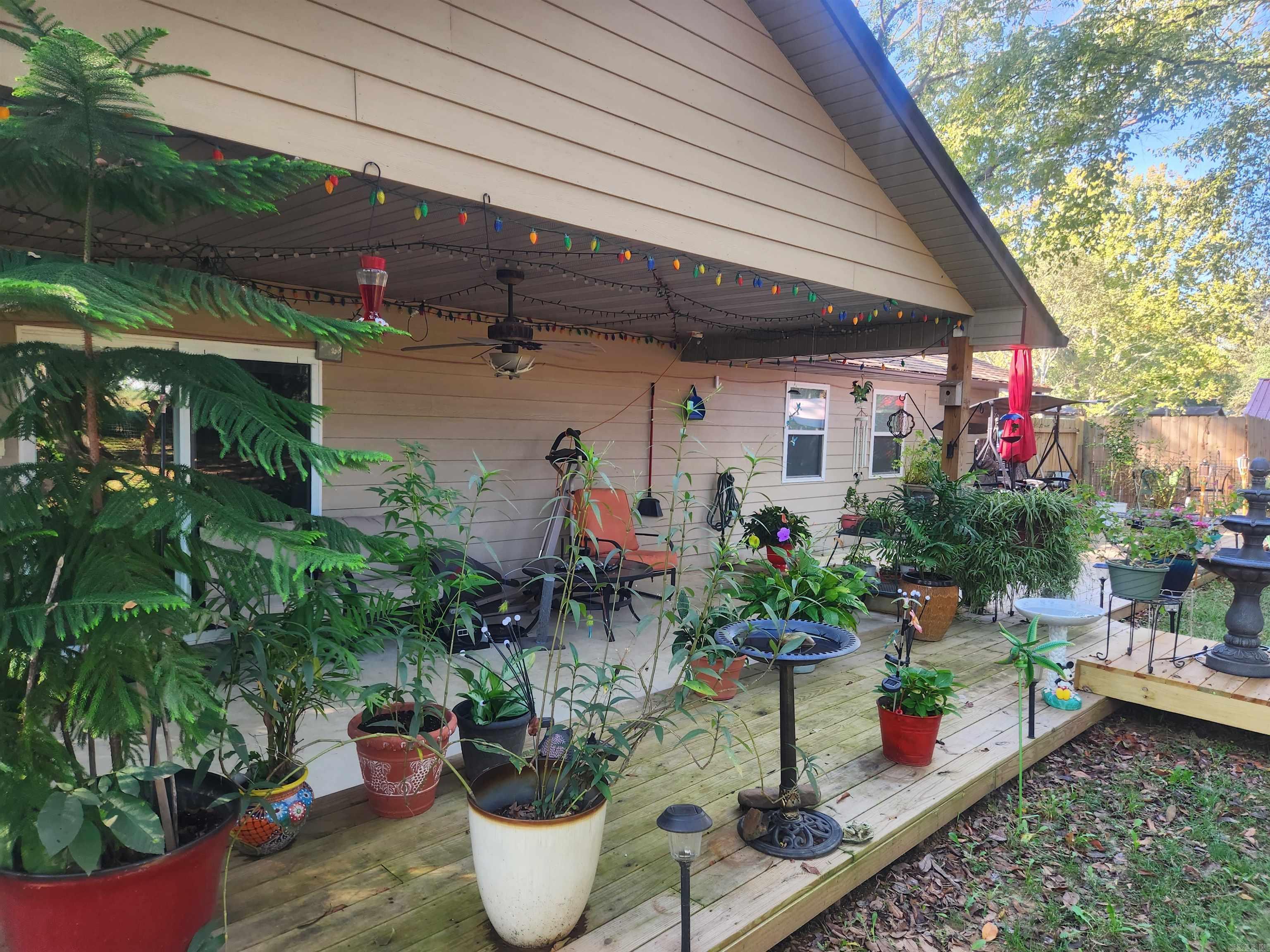 110 E Walker  Ozark, AR