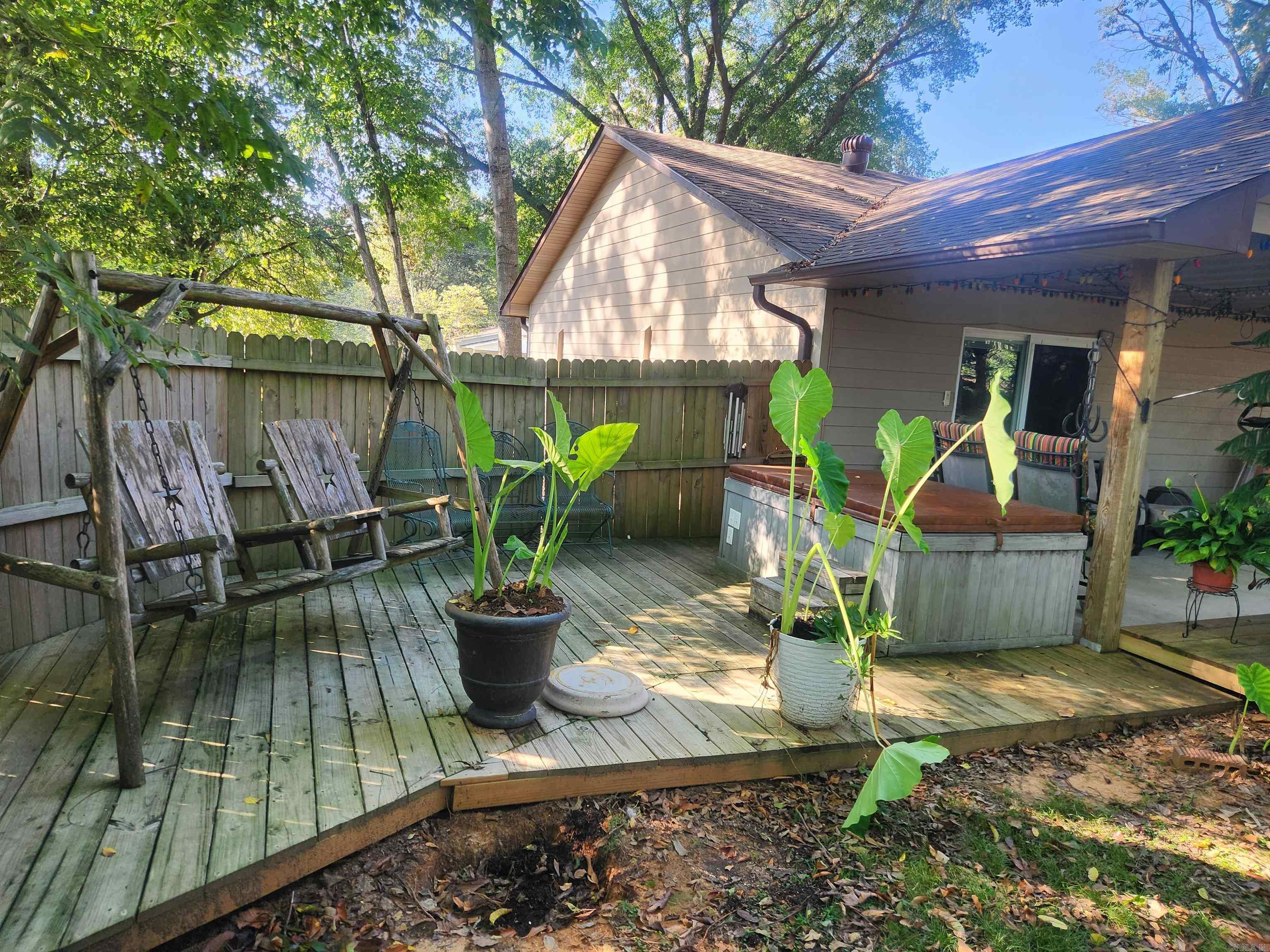 110 E Walker  Ozark, AR