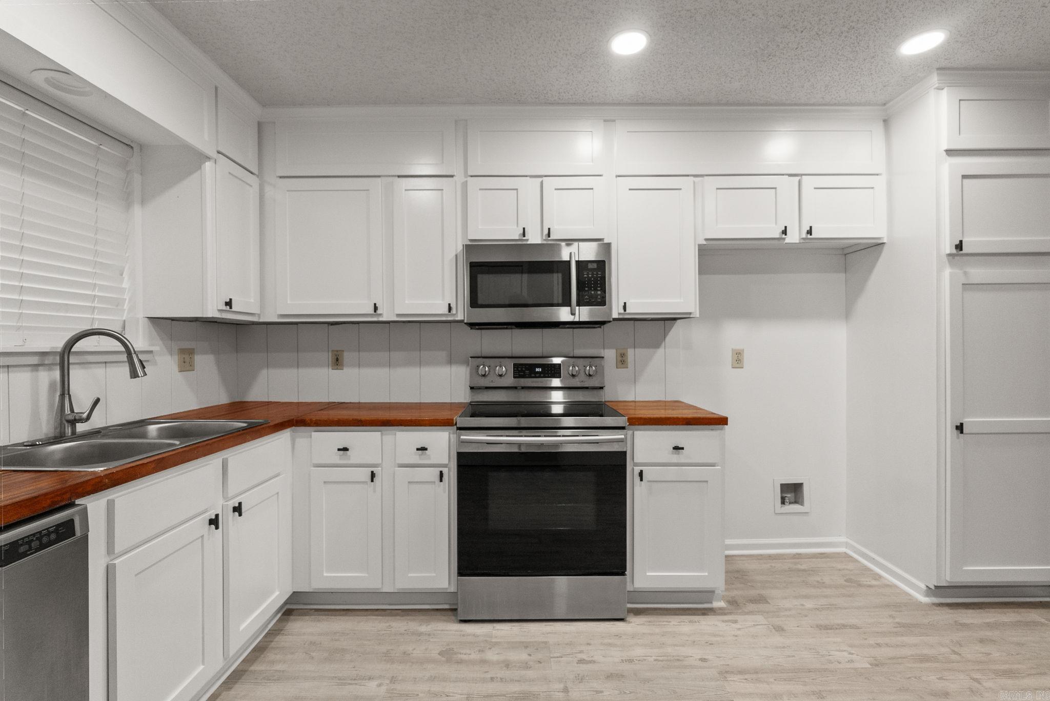 2 Jeffery  Greenbrier, AR