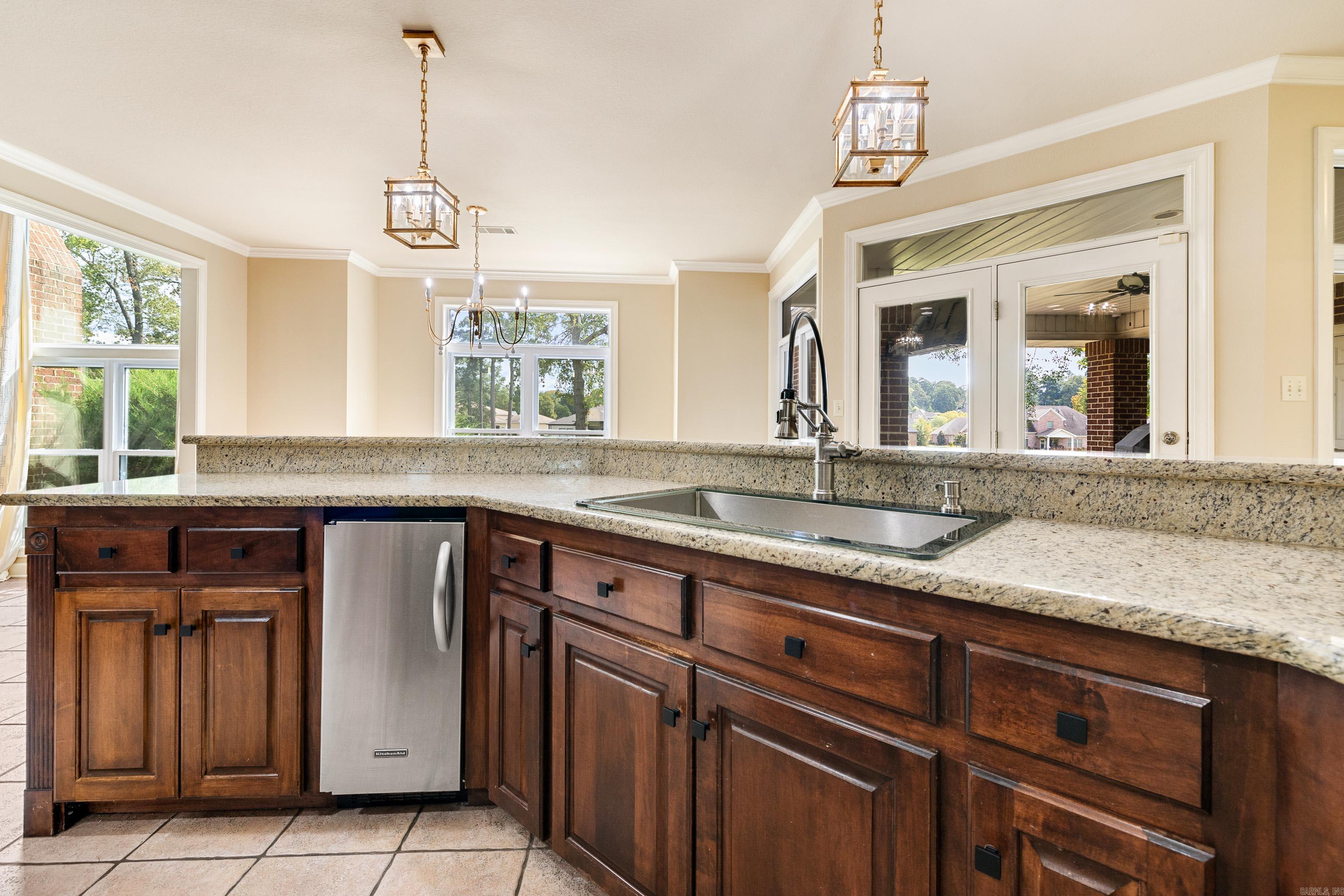 5006 Colonial  Benton, AR