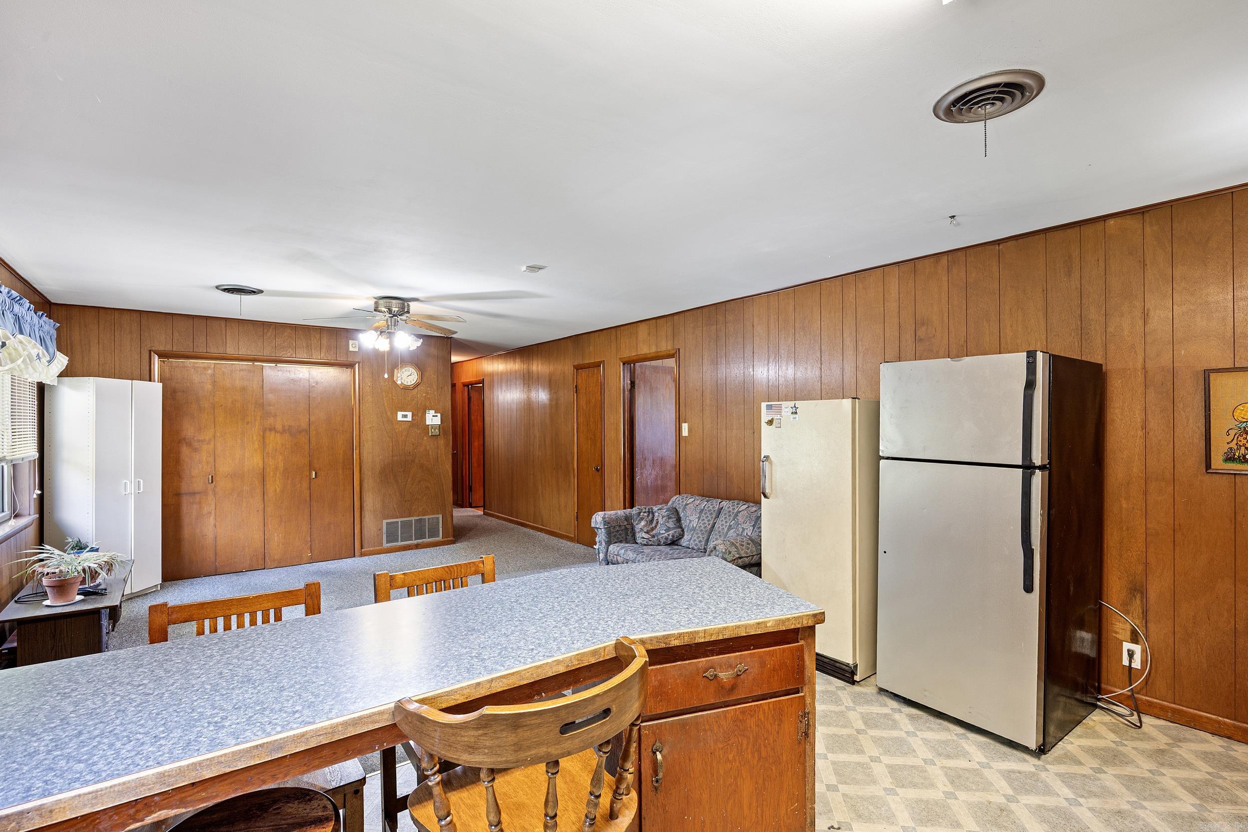 2129 9  Morrilton, AR