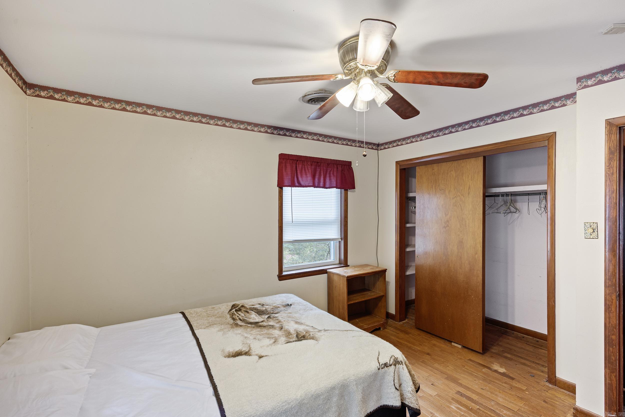 2129 9  Morrilton, AR