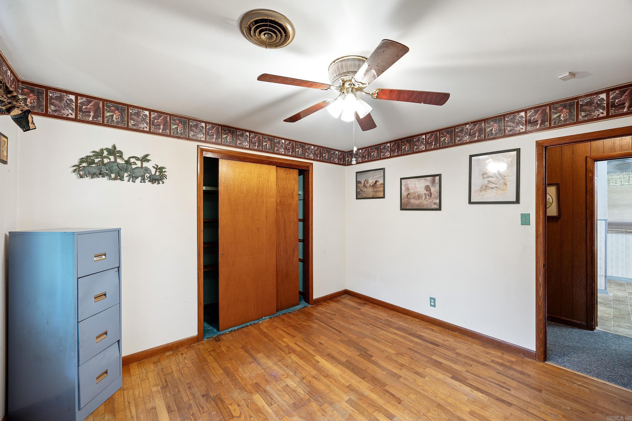2129 9  Morrilton, AR