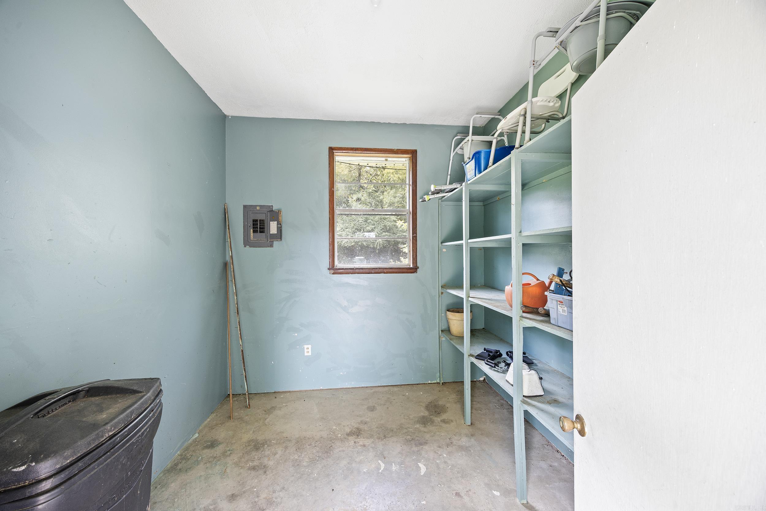 2129 9  Morrilton, AR