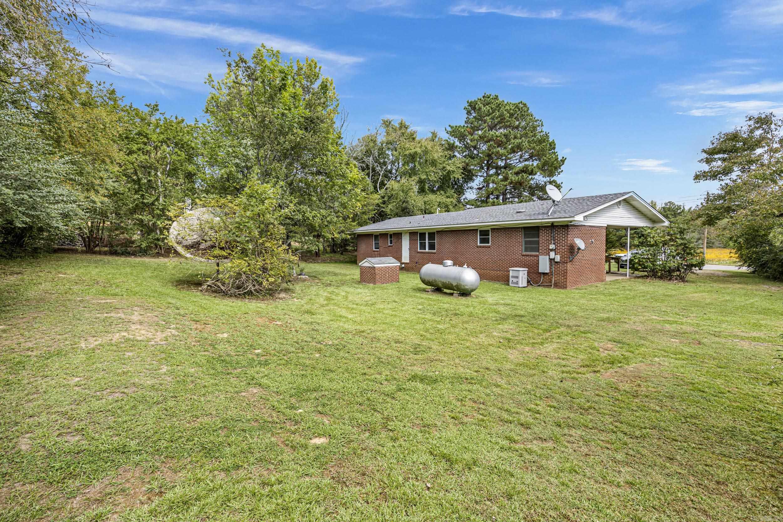 2129 9  Morrilton, AR