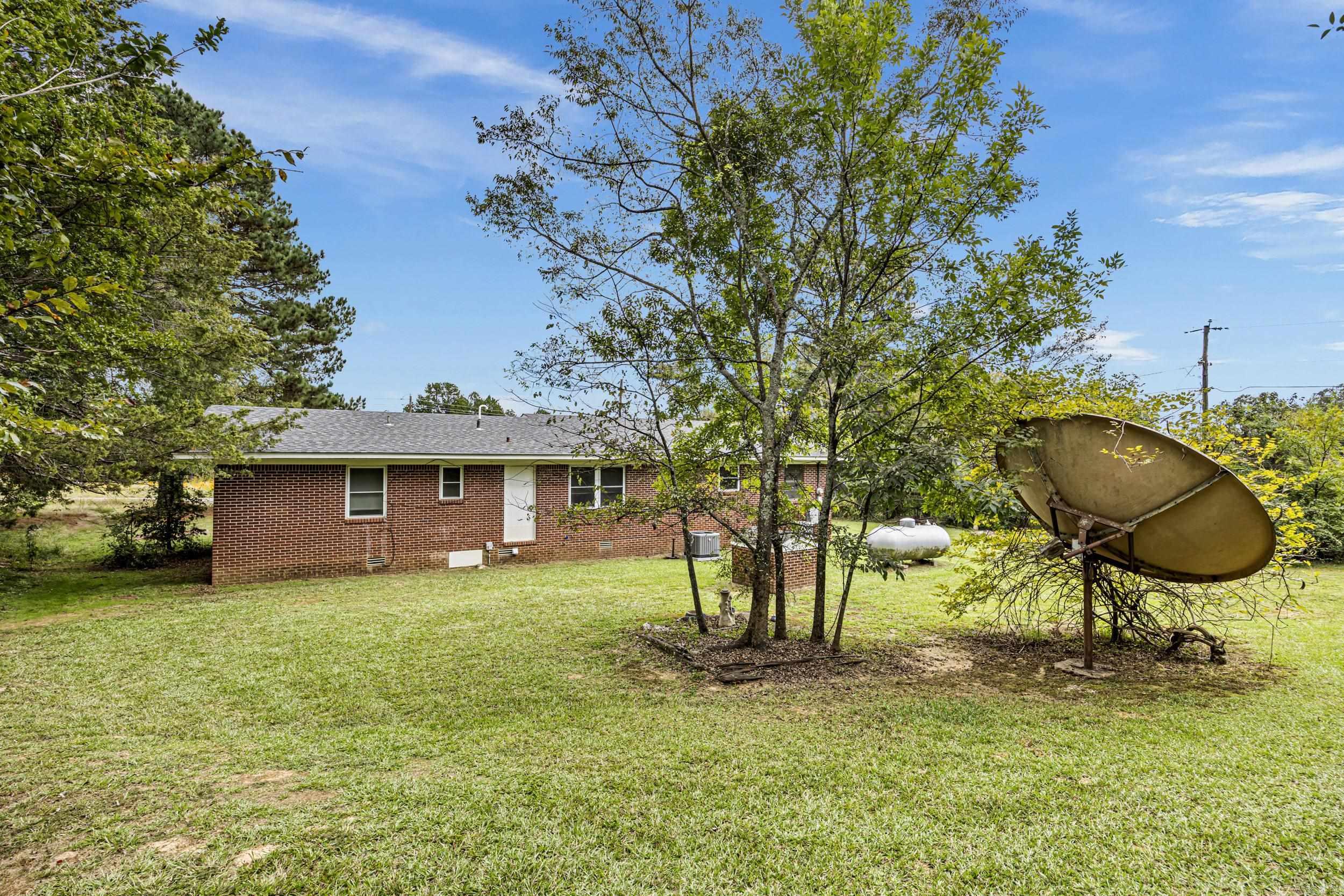2129 9  Morrilton, AR