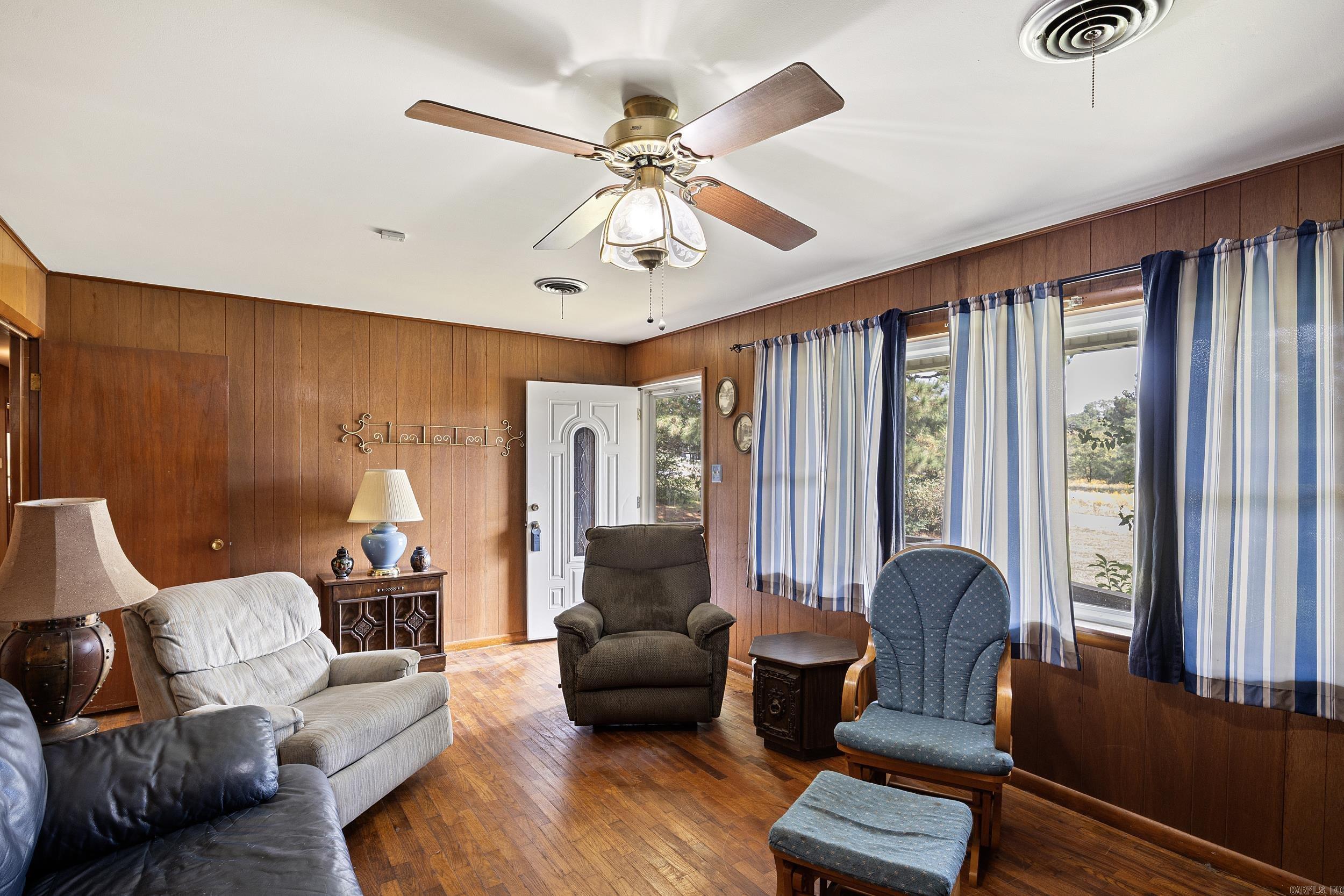 2129 9  Morrilton, AR