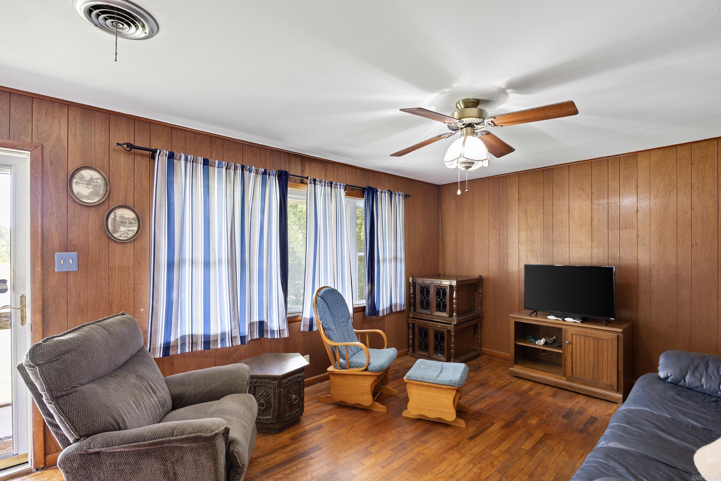 2129 9  Morrilton, AR