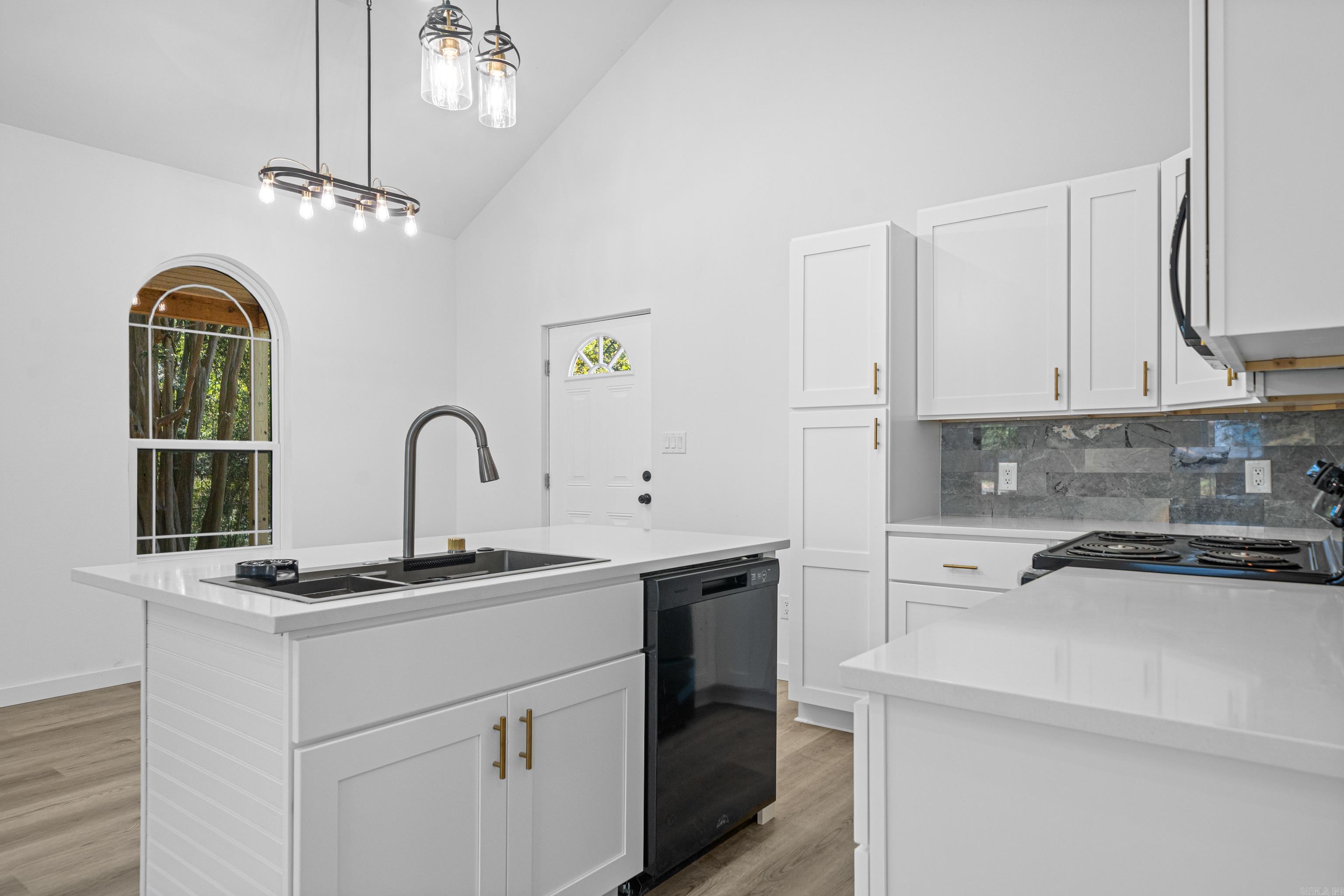 325 W Mill Street  Malvern, AR