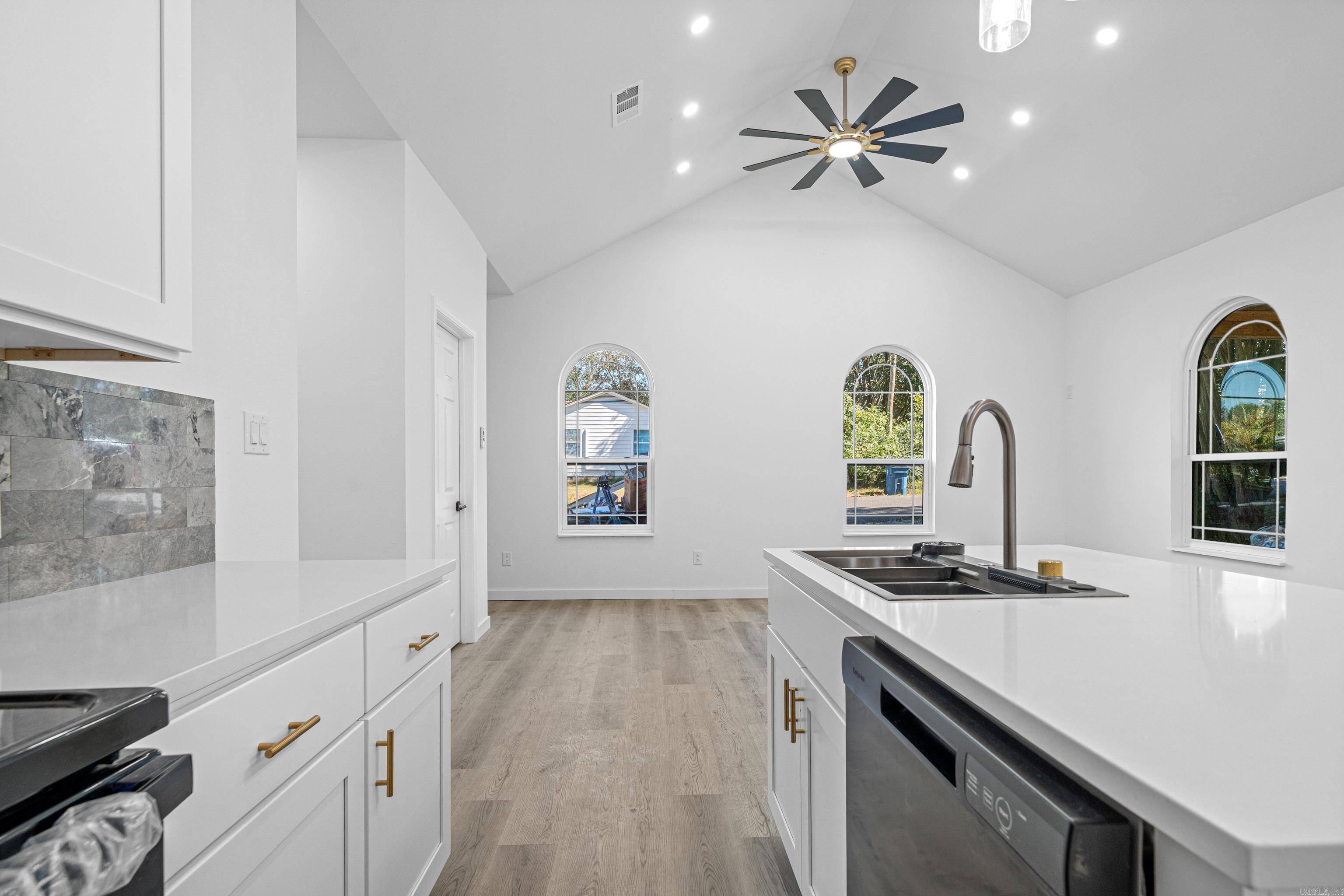 325 W Mill Street  Malvern, AR