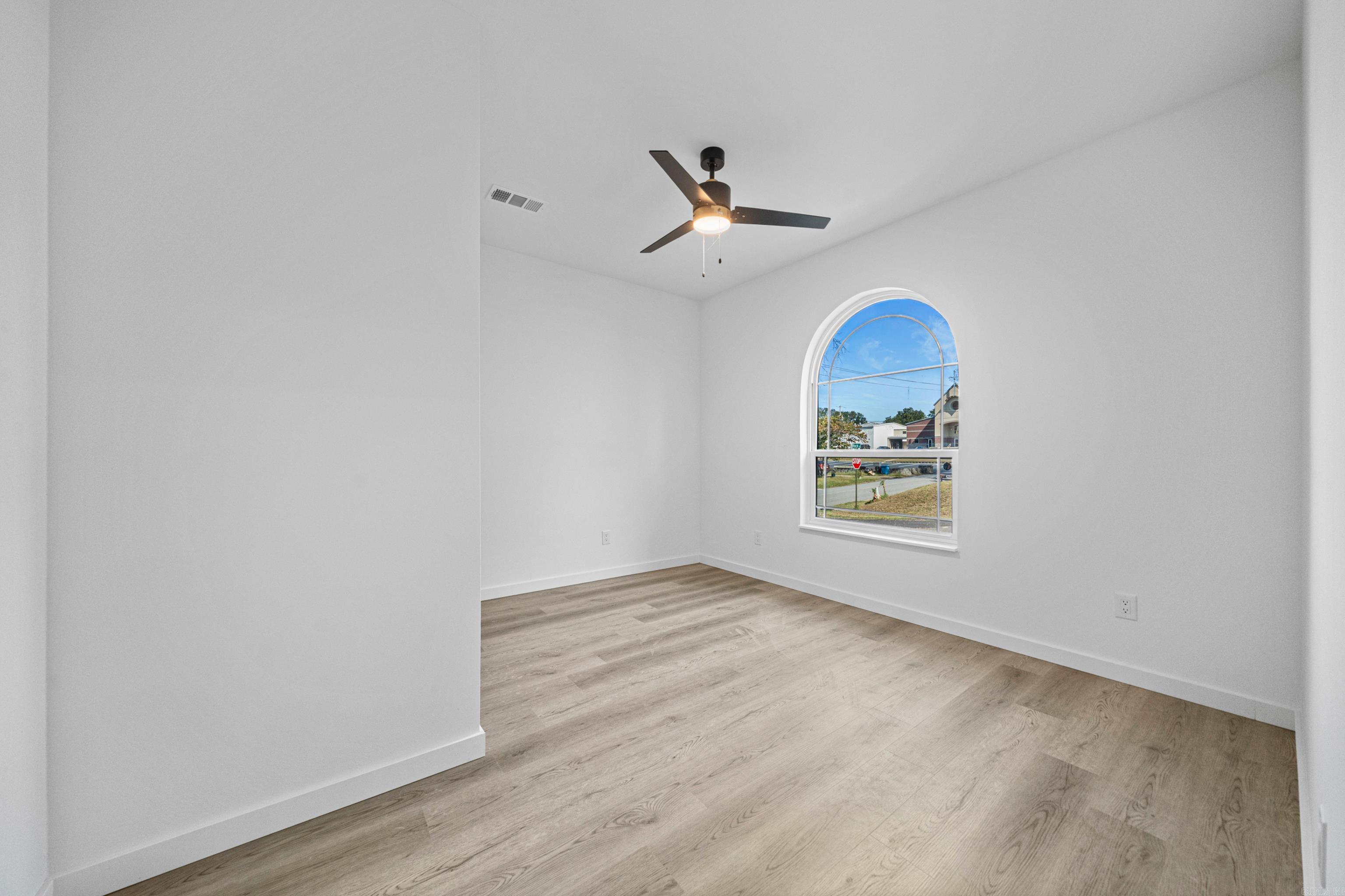 325 W Mill Street  Malvern, AR