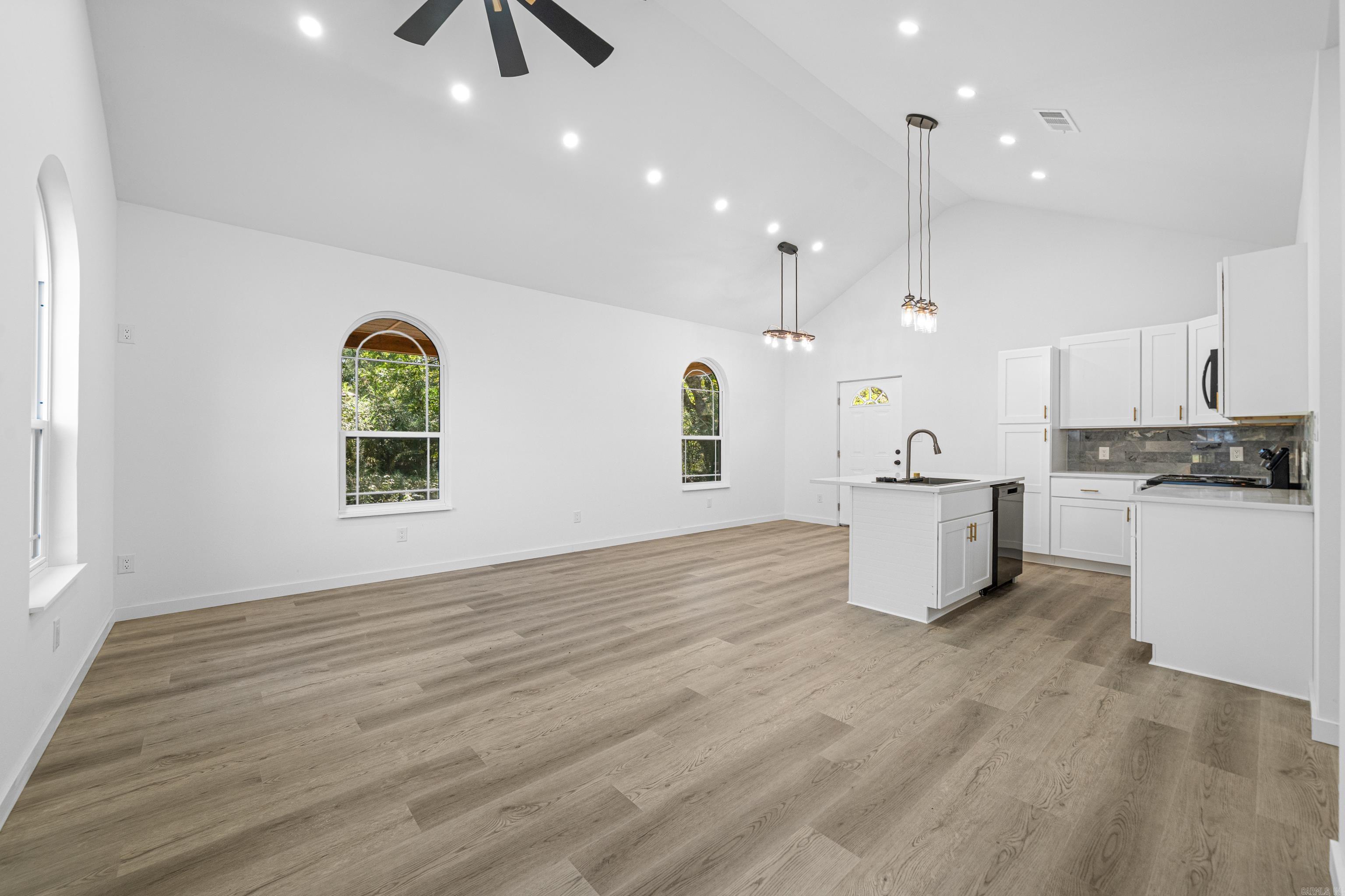 325 W Mill Street  Malvern, AR