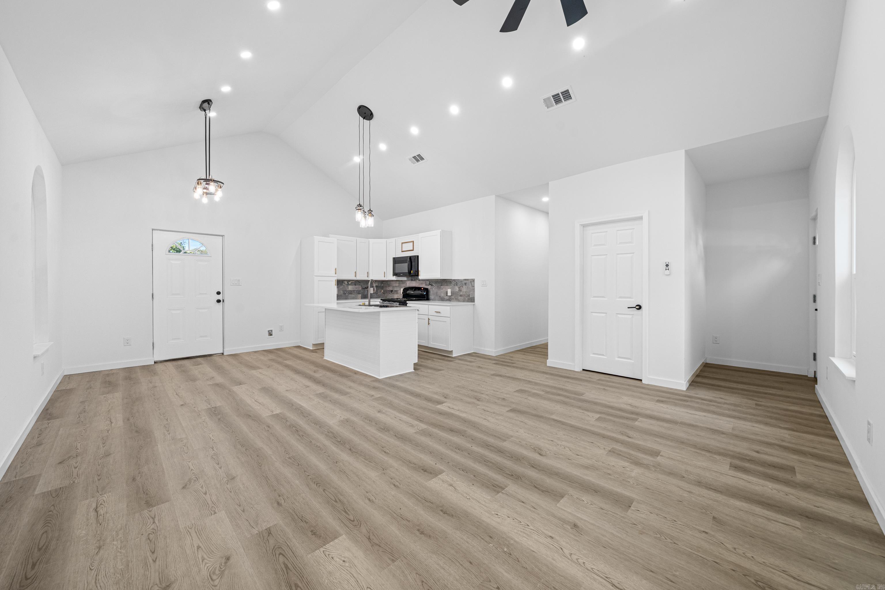 325 W Mill Street  Malvern, AR