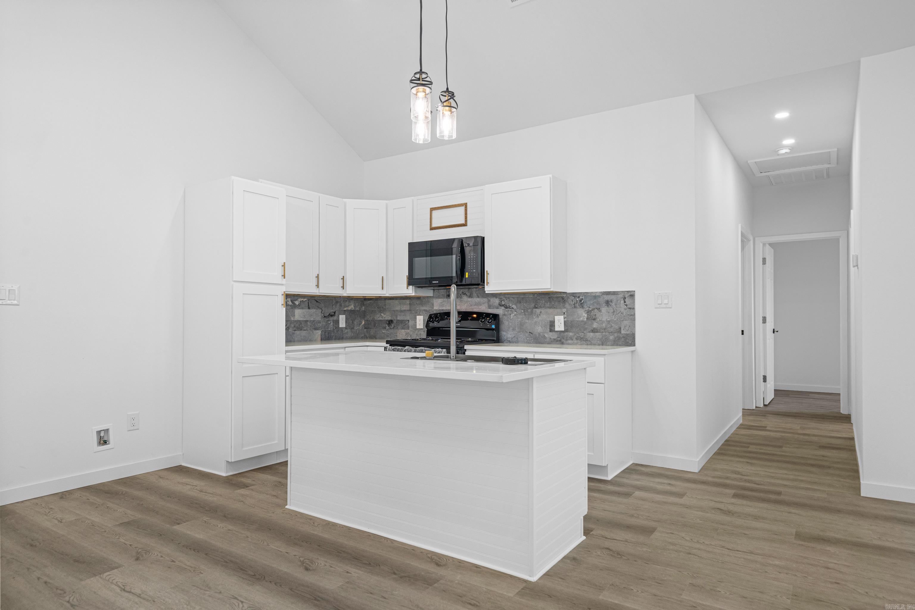 325 W Mill Street  Malvern, AR