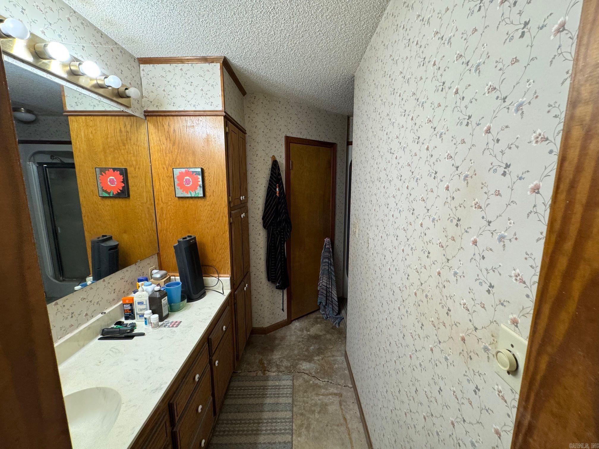 6408 Country  Pine Bluff, AR