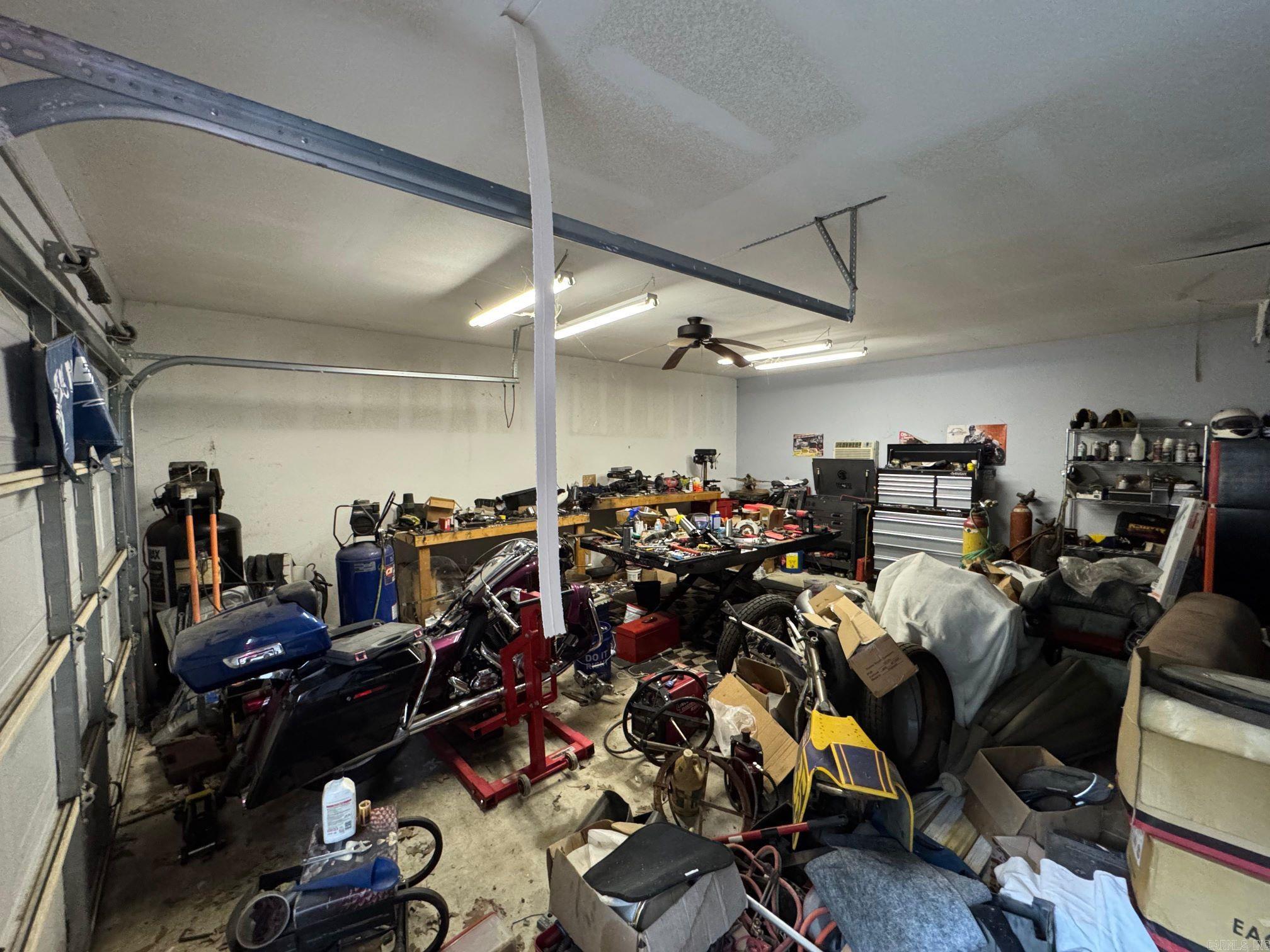 6408 Country  Pine Bluff, AR
