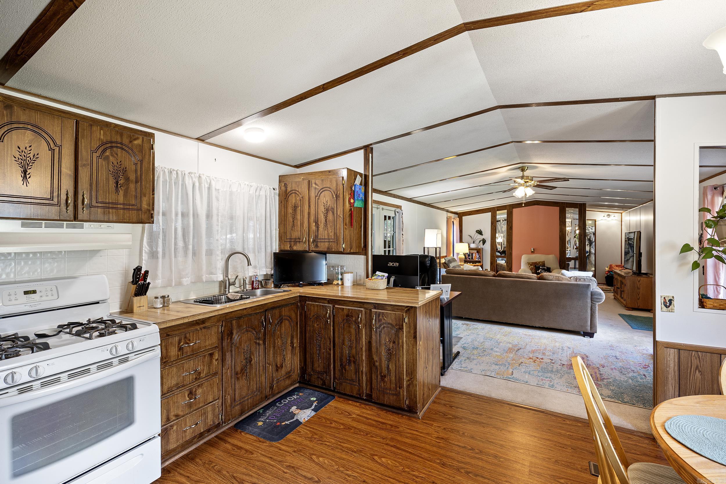 388 92  Plumerville, AR