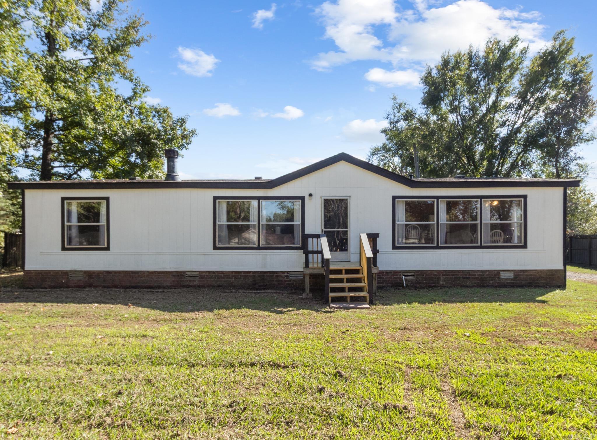 19 Opal  Ward, AR