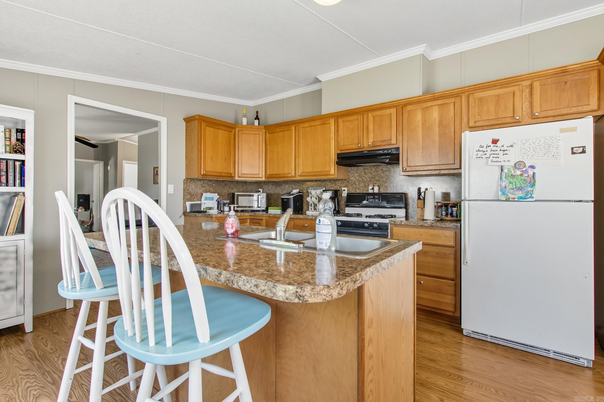 19 Opal  Ward, AR
