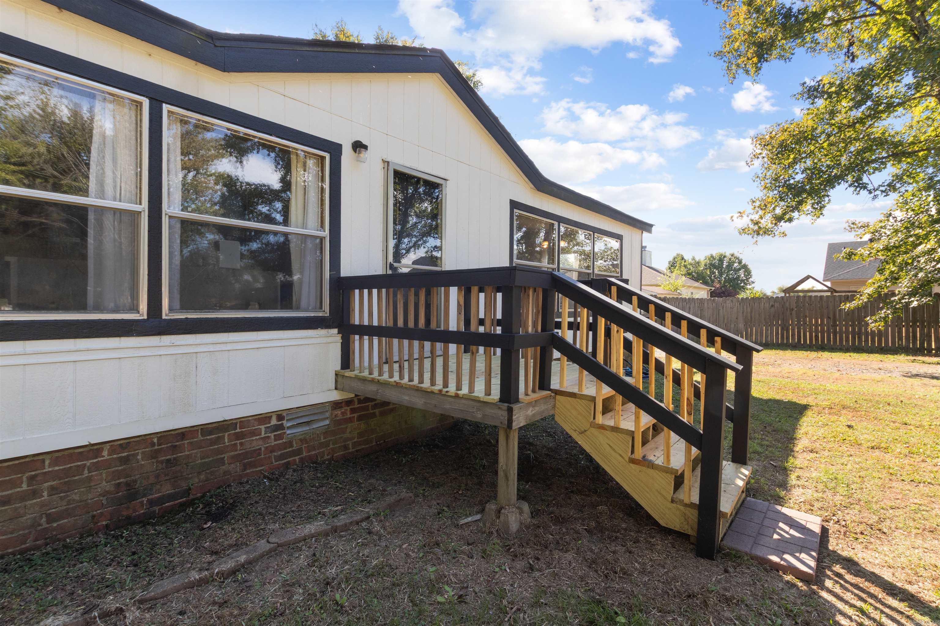 19 Opal  Ward, AR