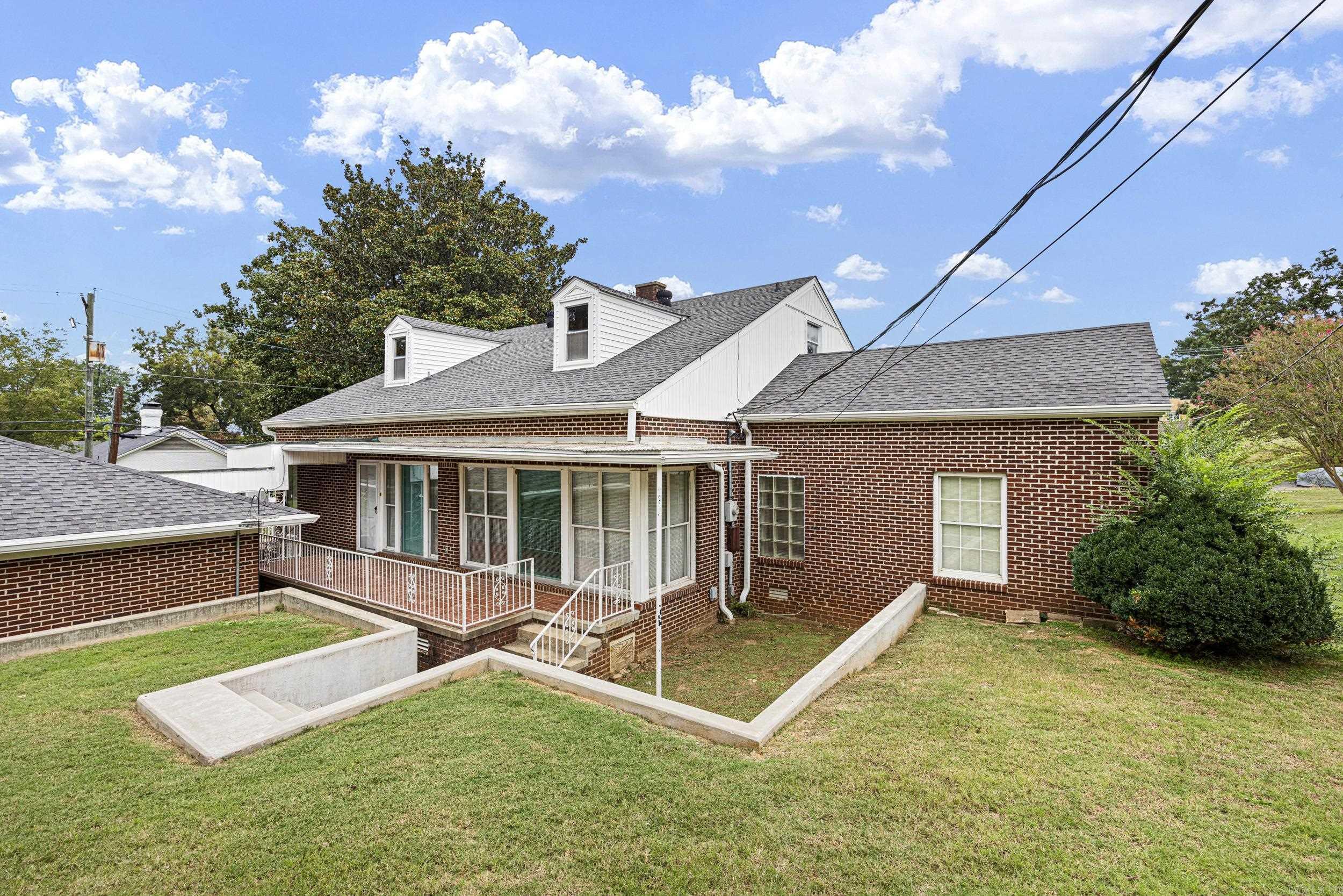 500 S Moose  Morrilton, AR