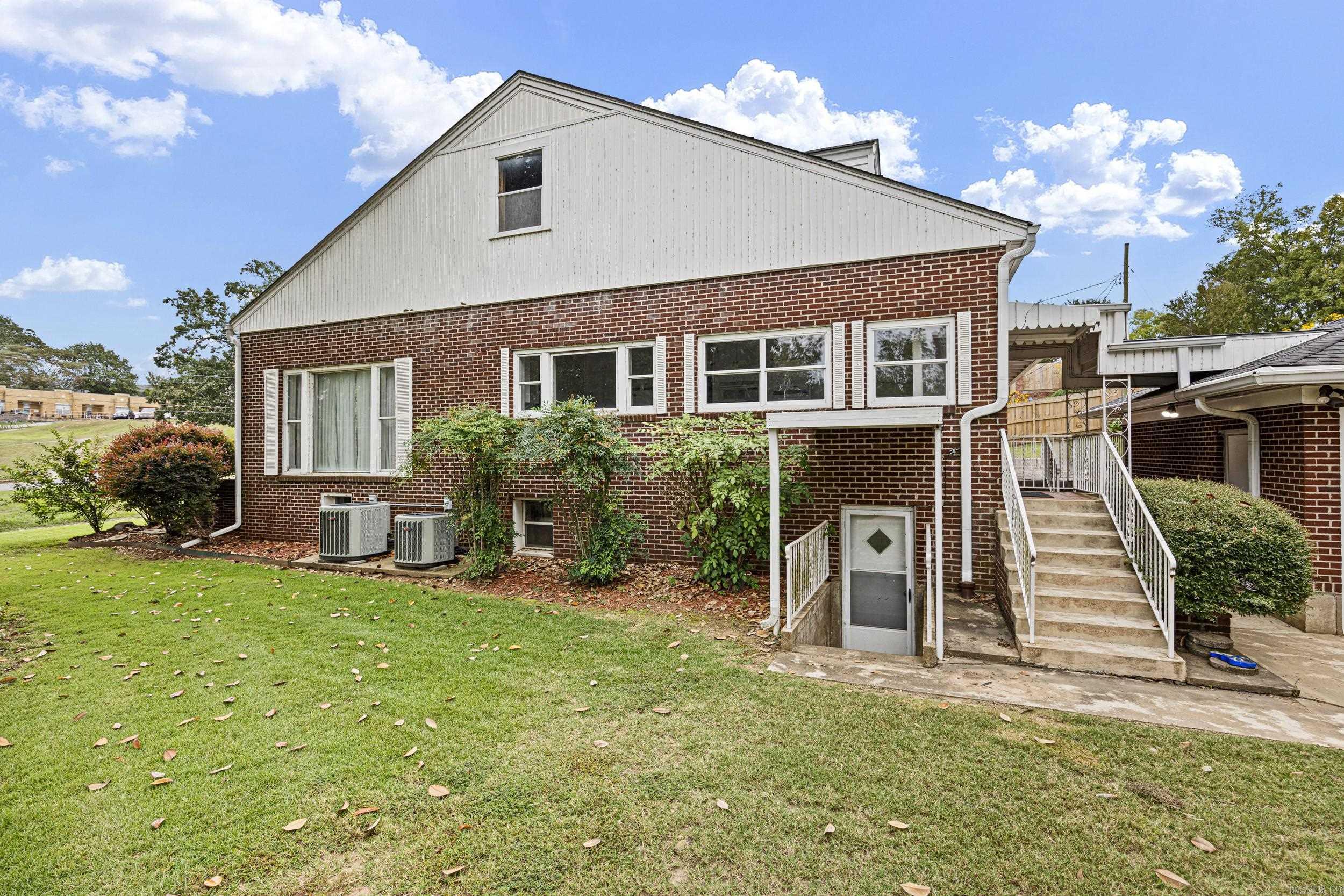 500 S Moose  Morrilton, AR