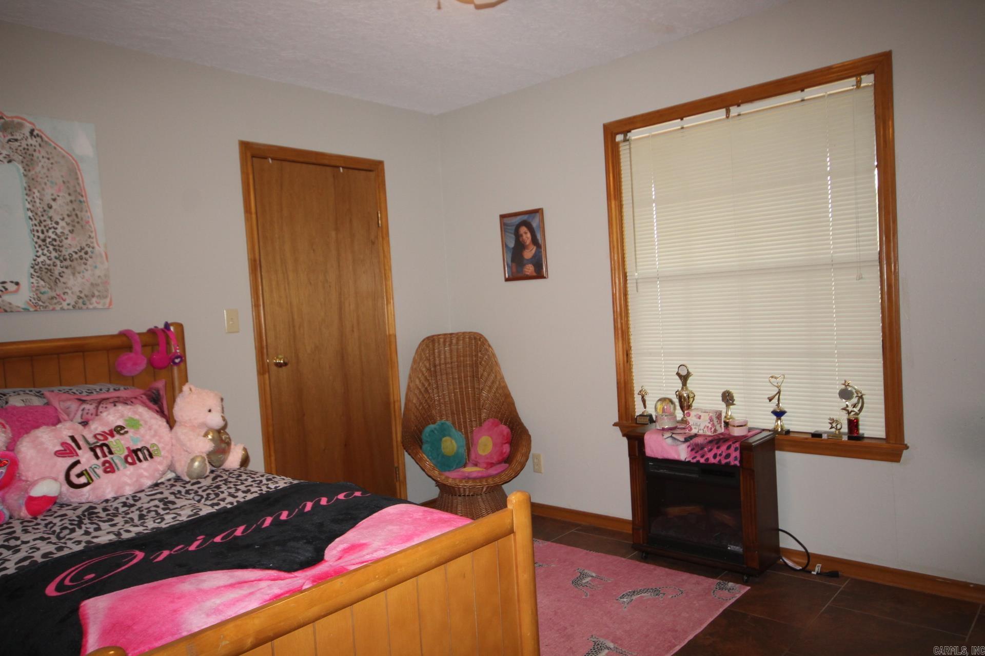 1196 Cornbridge  Mineral Sprs., AR