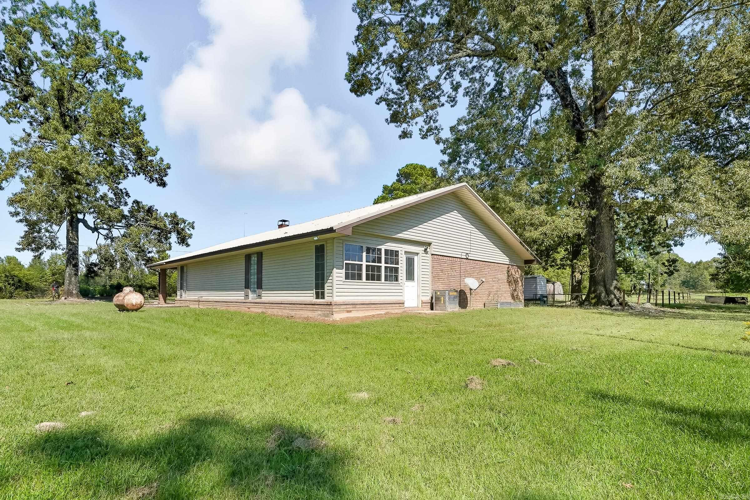 415 Crooked Road  De Queen, AR
