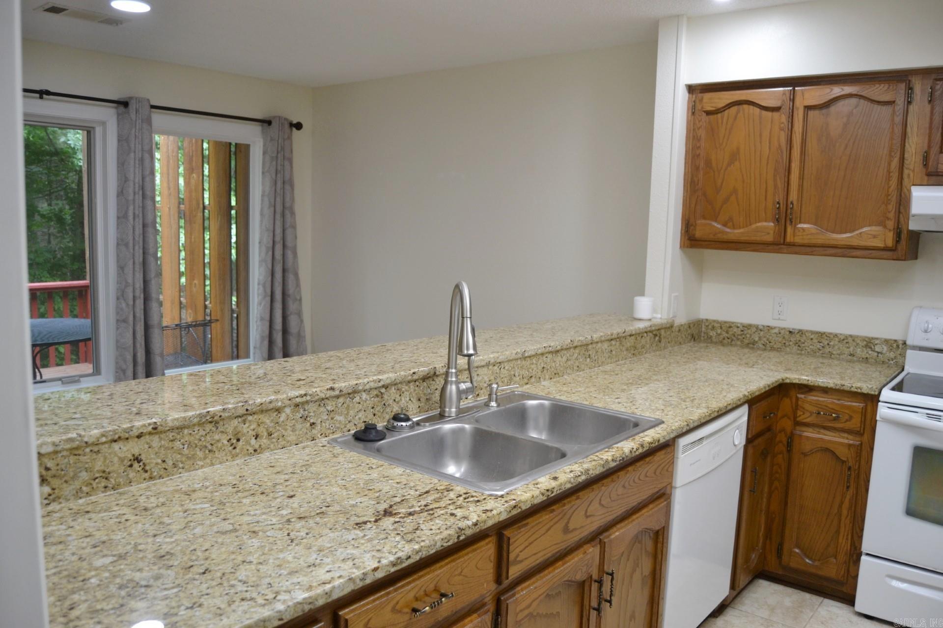 25 Tomisa  Hot Springs Village, AR