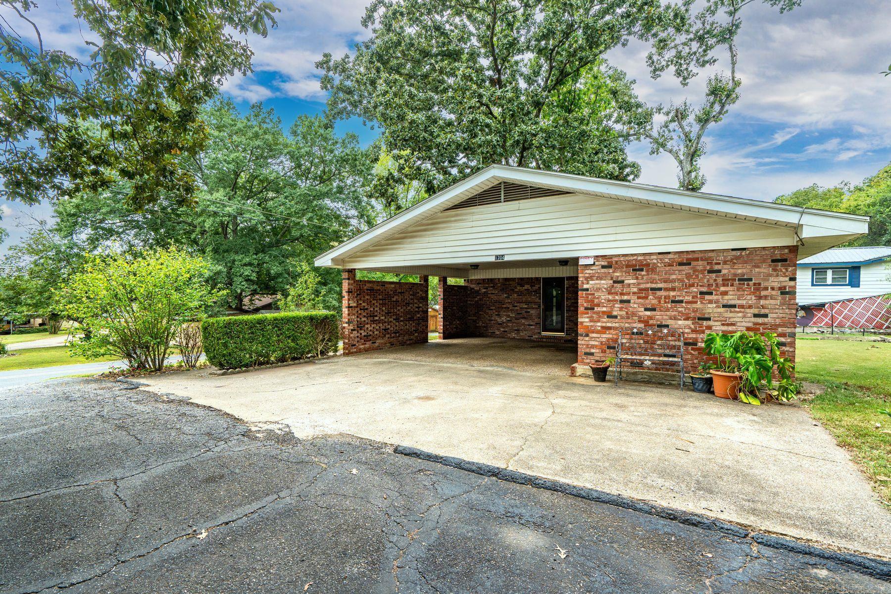 1704 Thornton Ferry Road  Hot Springs, AR