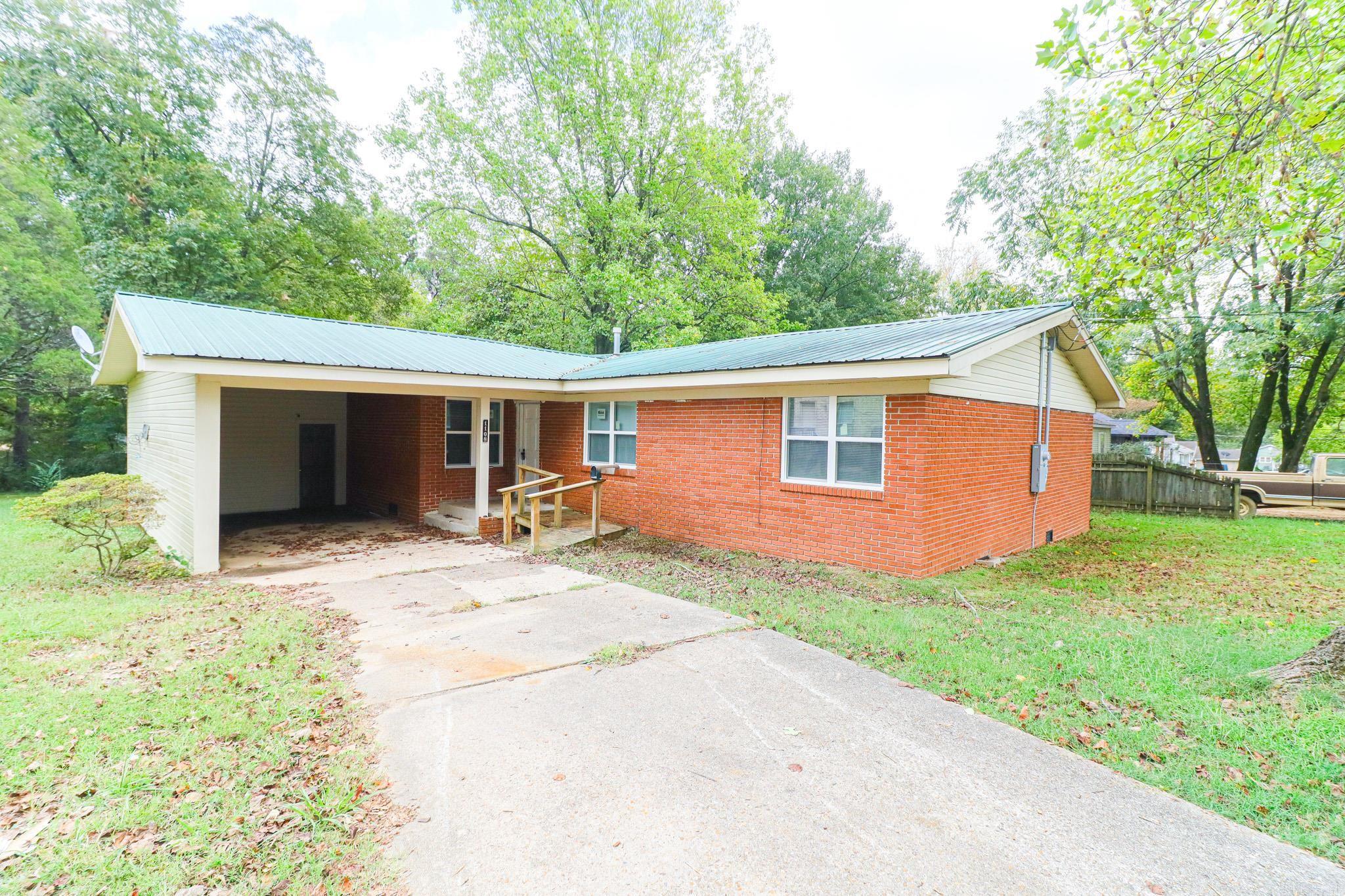 1108 kitchen  Jonesboro, AR