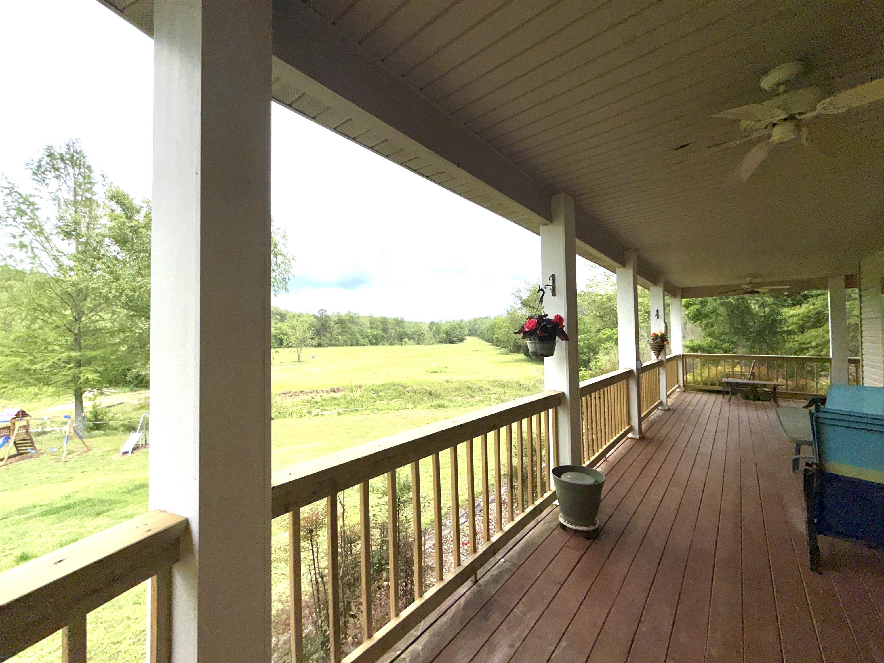 2157 Pleasant Grove Road  Calico Rock, AR