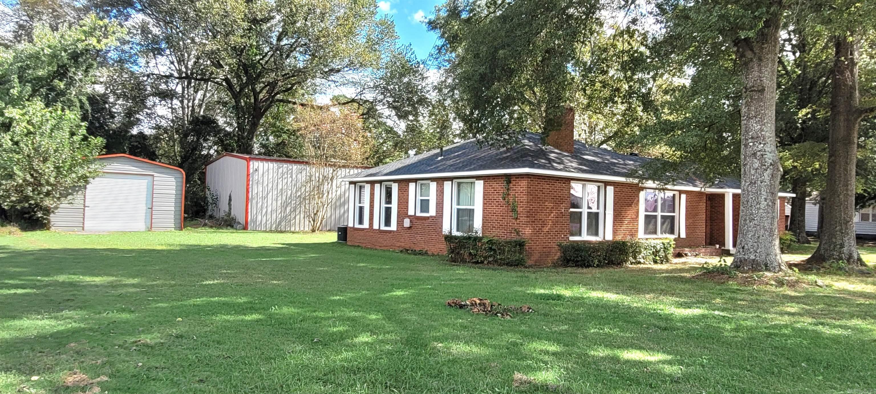 300 N Third  Augusta, AR