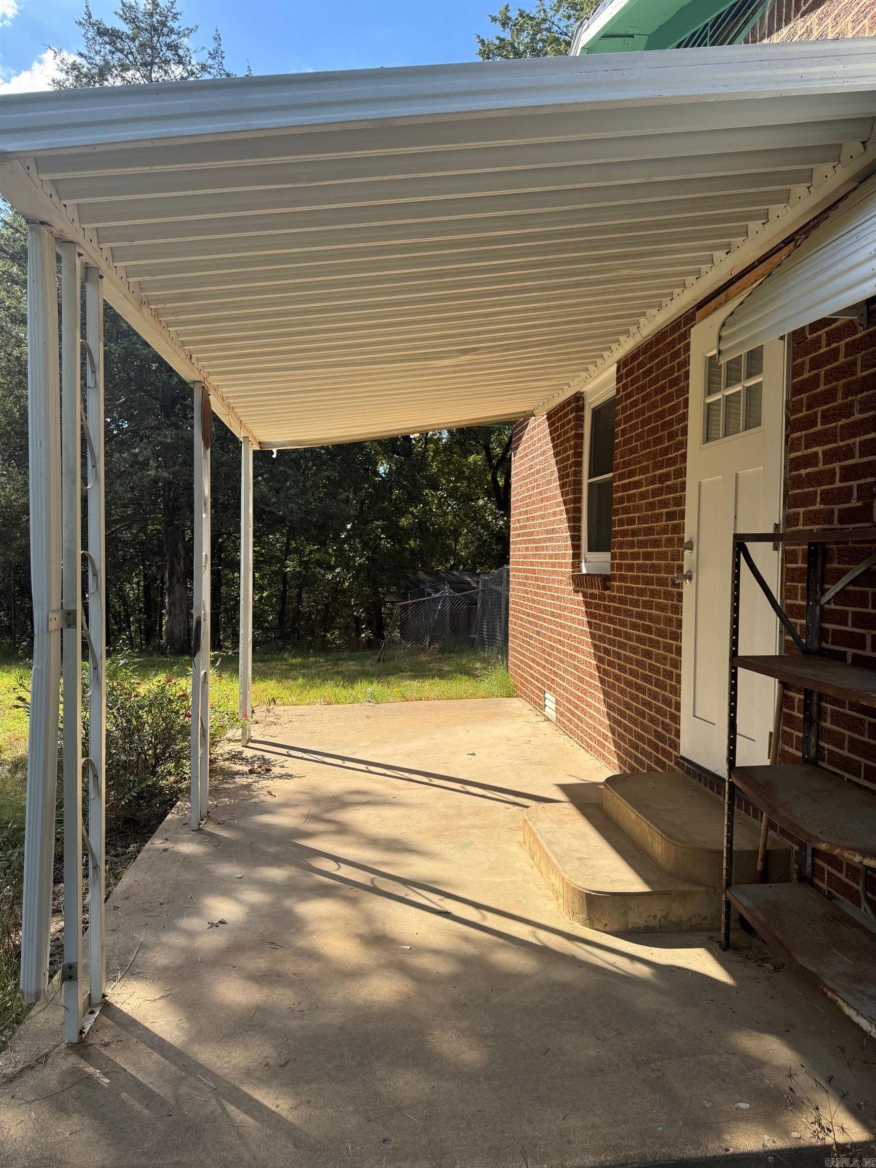 546 County Road 3361  Clarksville, AR